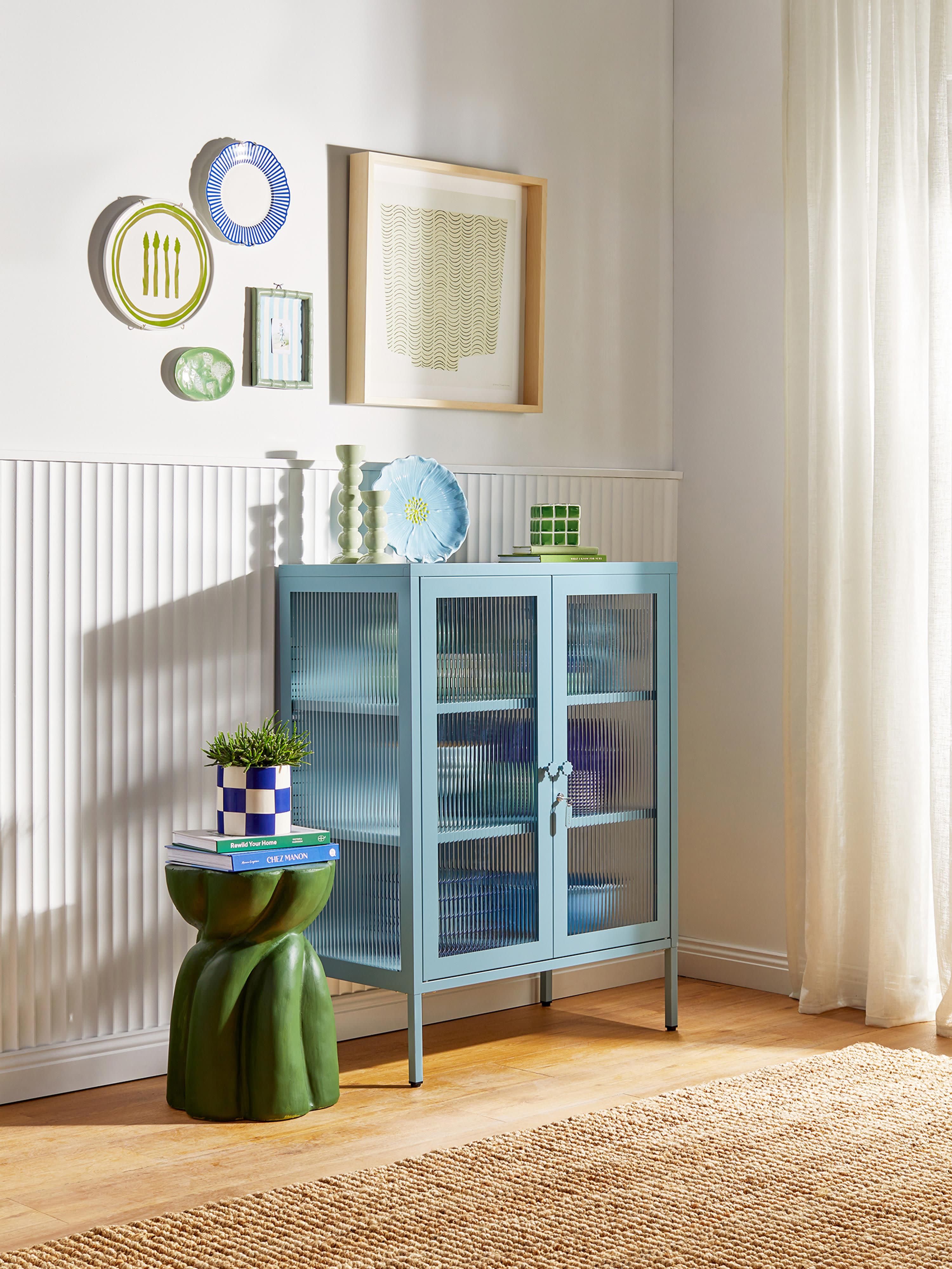 Mixer Metal Display Cabinet The with Ribbed Glass