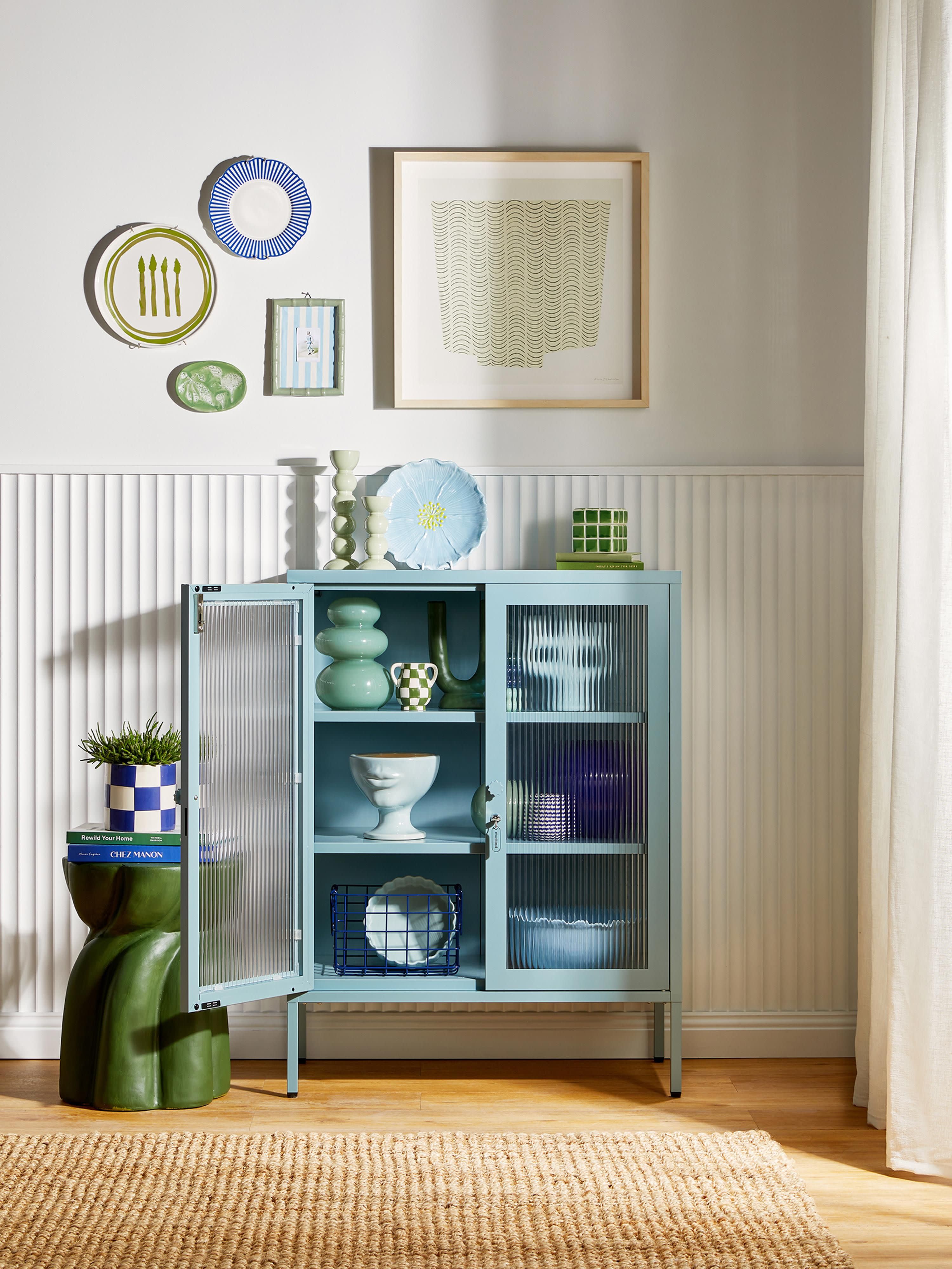 Mixer Metal Display Cabinet The with Ribbed Glass