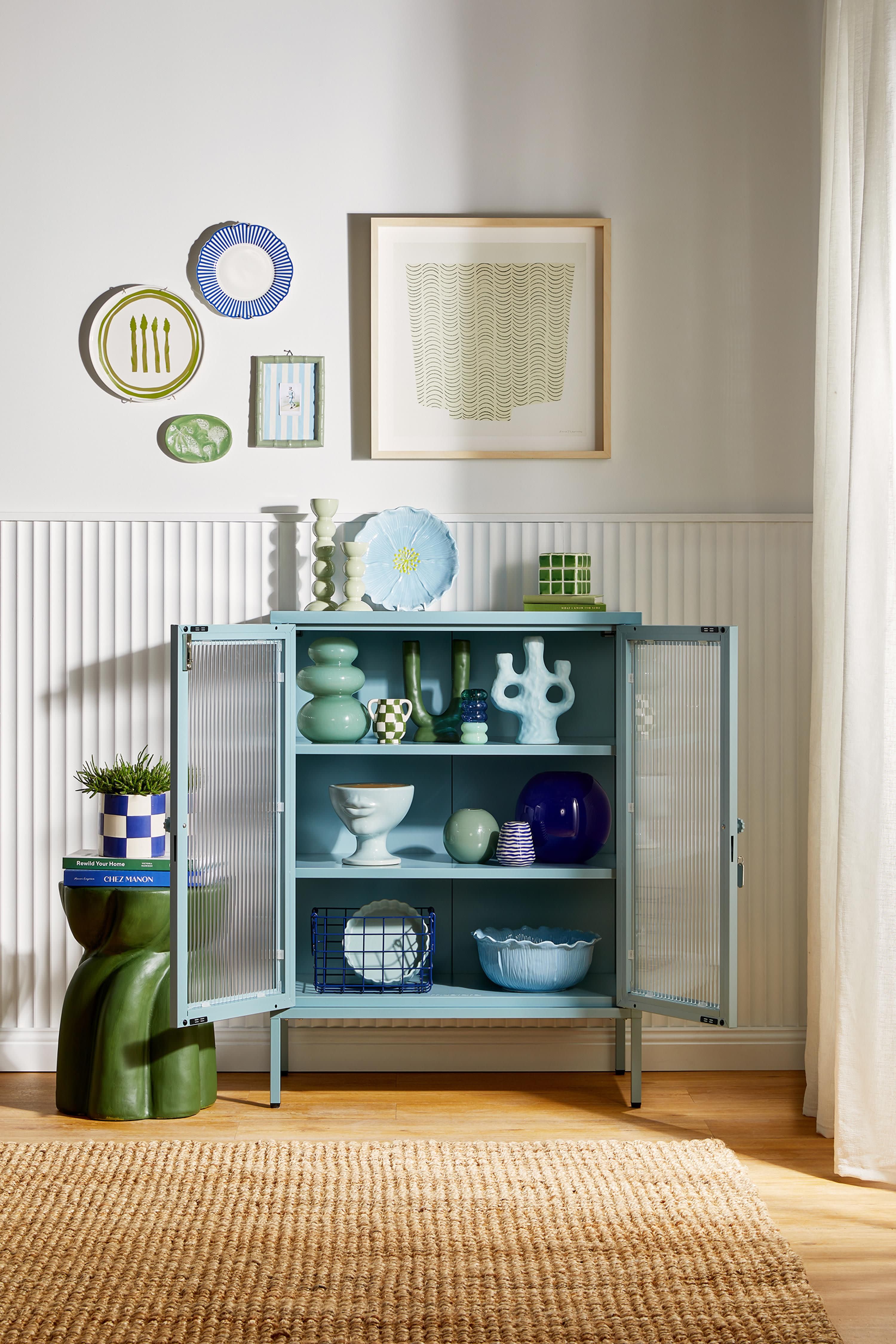 Mixer Metal Display Cabinet The with Ribbed Glass