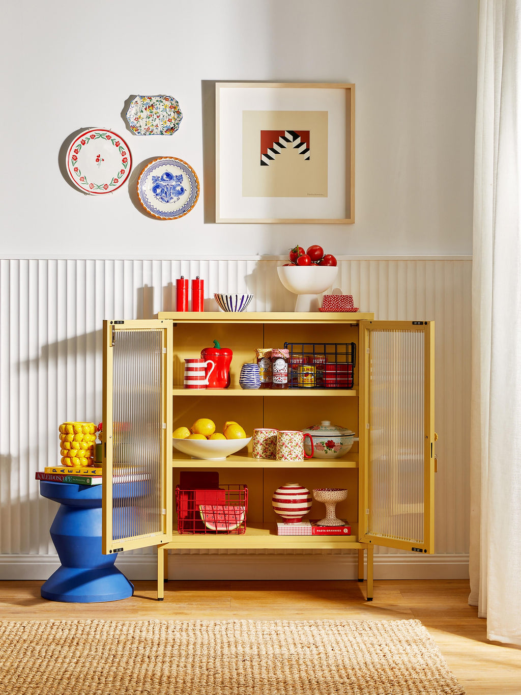 Mixer Metal Display Cabinet The with Ribbed Glass