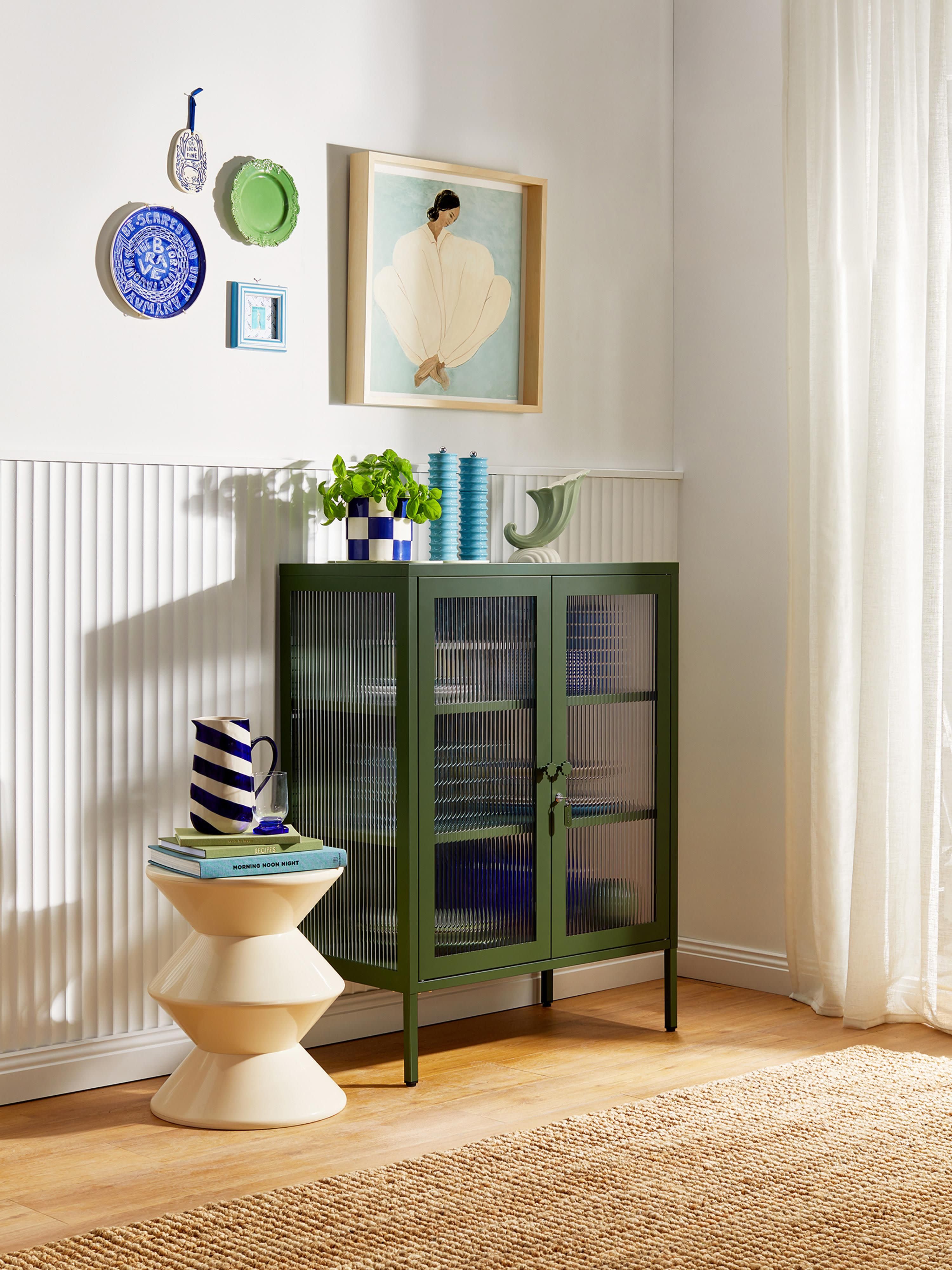Mixer Metal Display Cabinet The with Ribbed Glass