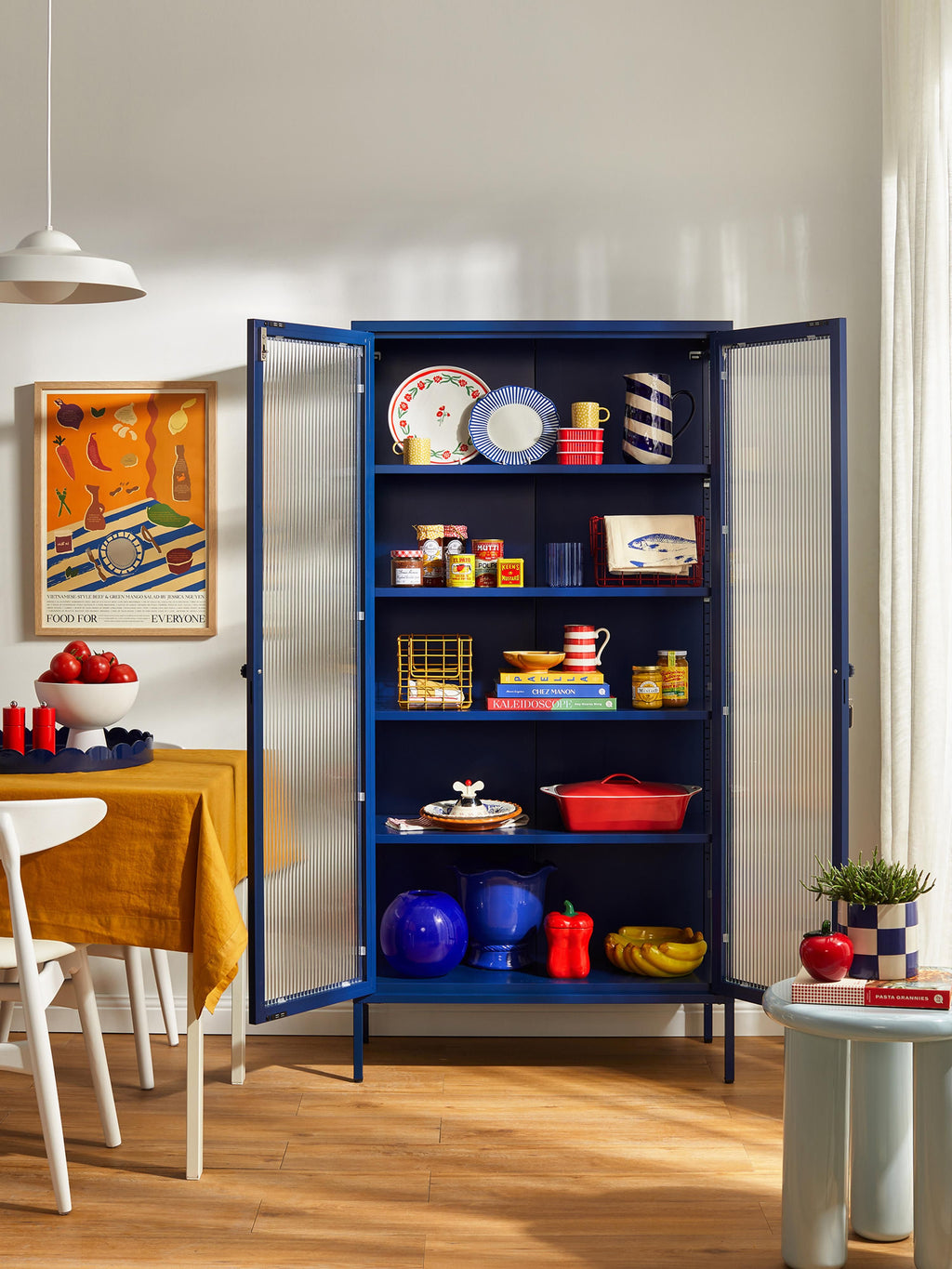 Collector Metal Display Cabinet The with Ribbed Glass