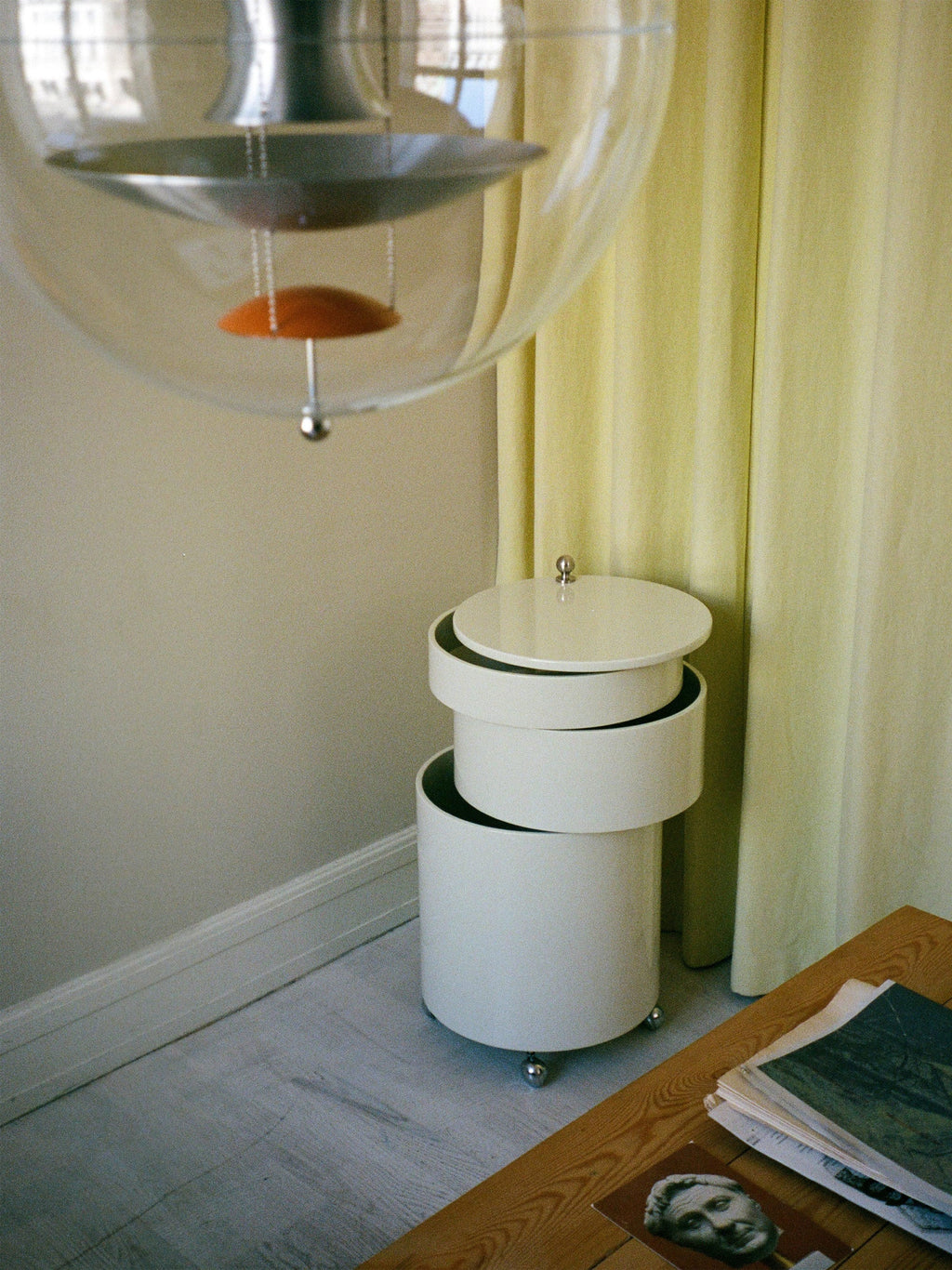 Barboy Round Container, Design Verner Panton