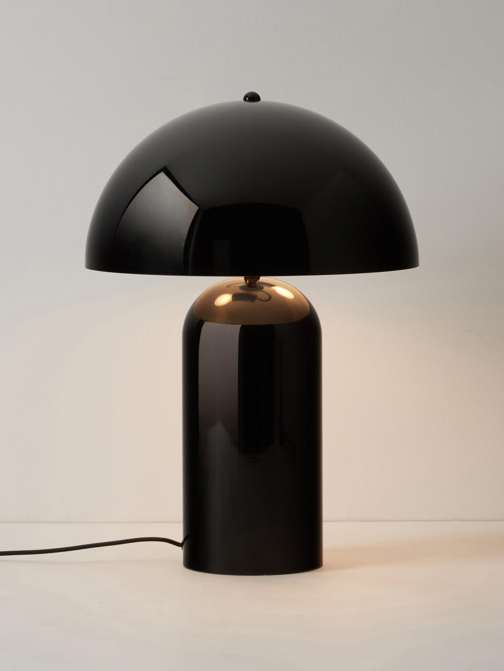 Walter Large Retro Table Lamp