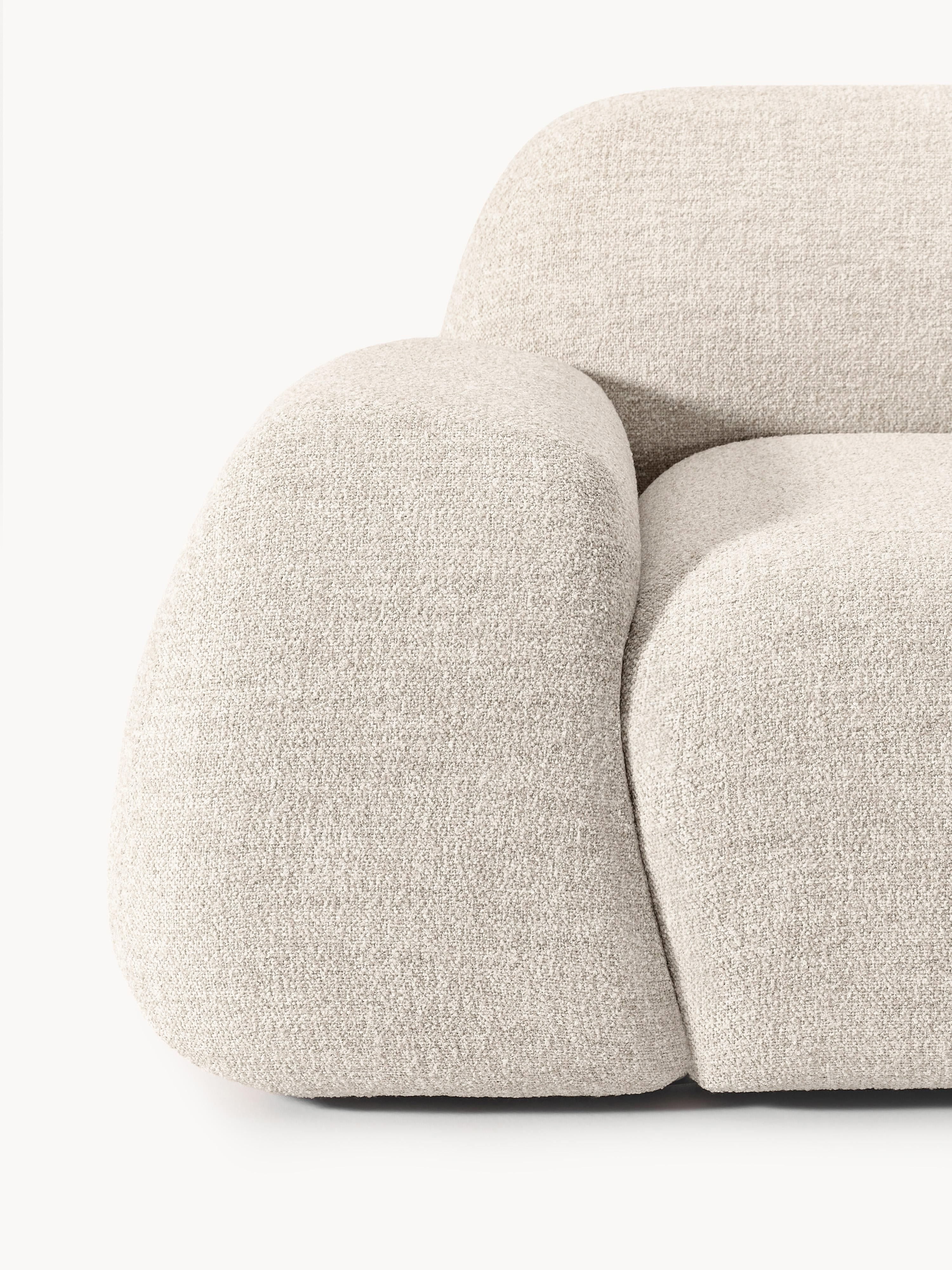 Wolke Bouclé Lounge Chair