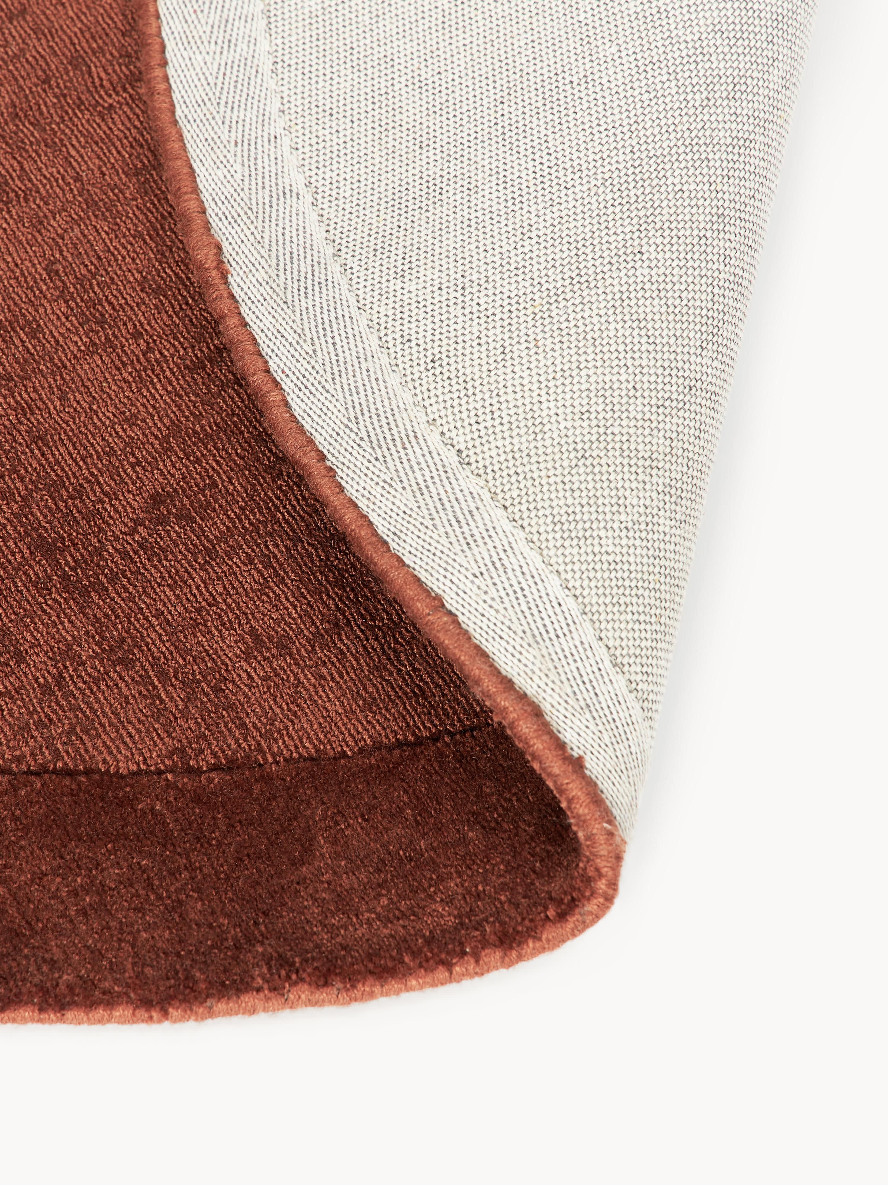 Kari Round Low-Pile Rug