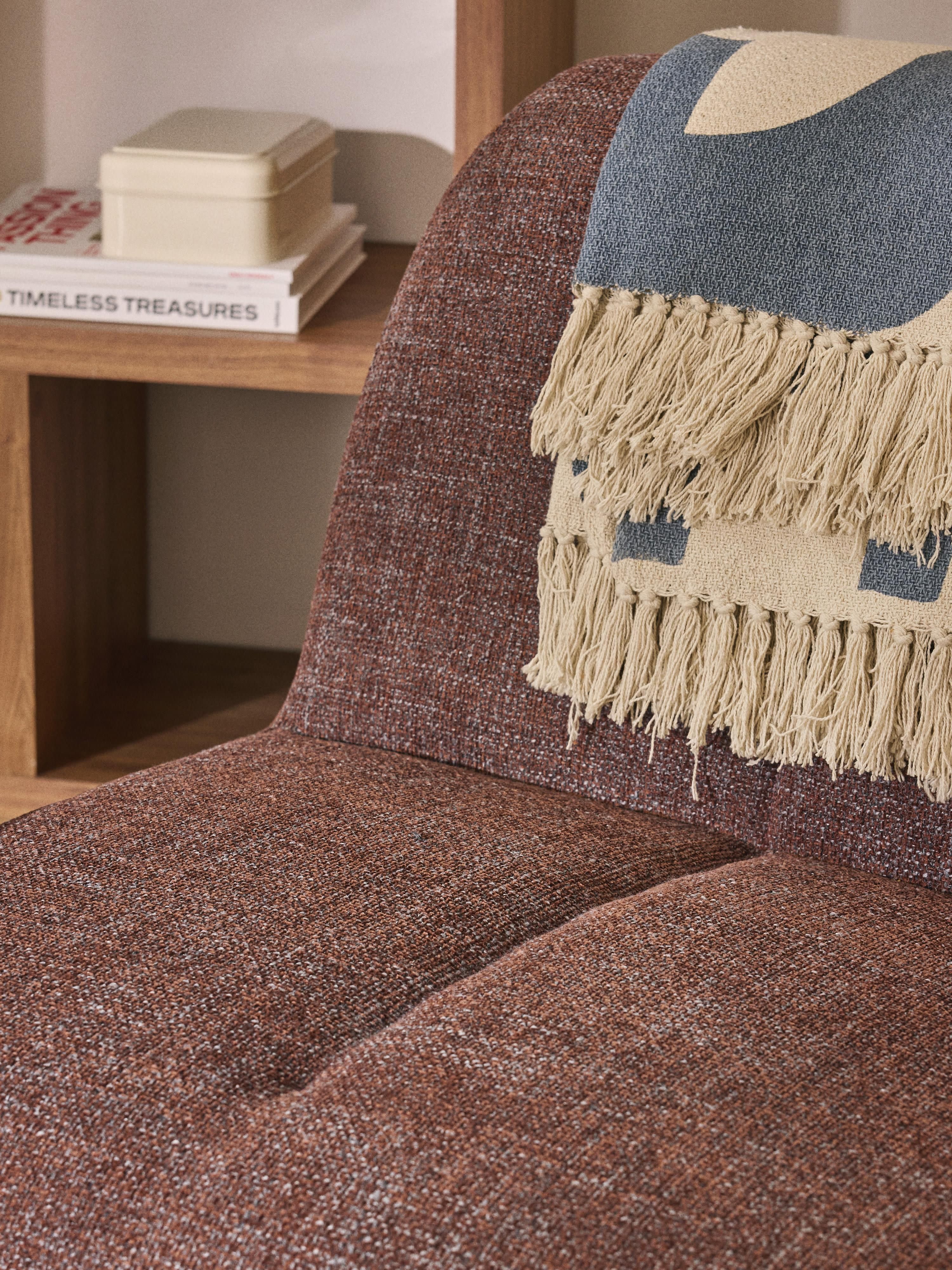 Emie Lounge Chair