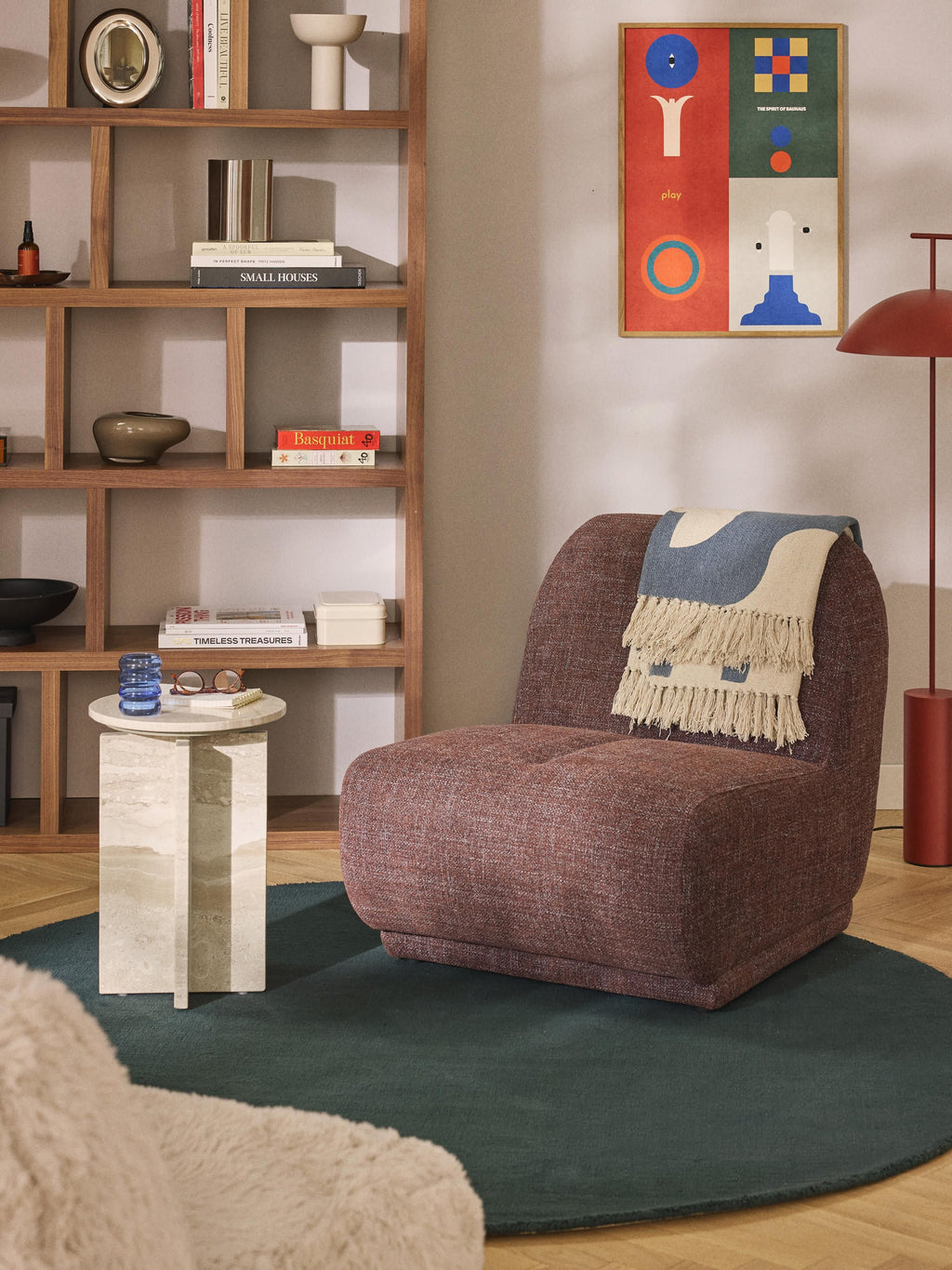 Emie Lounge Chair