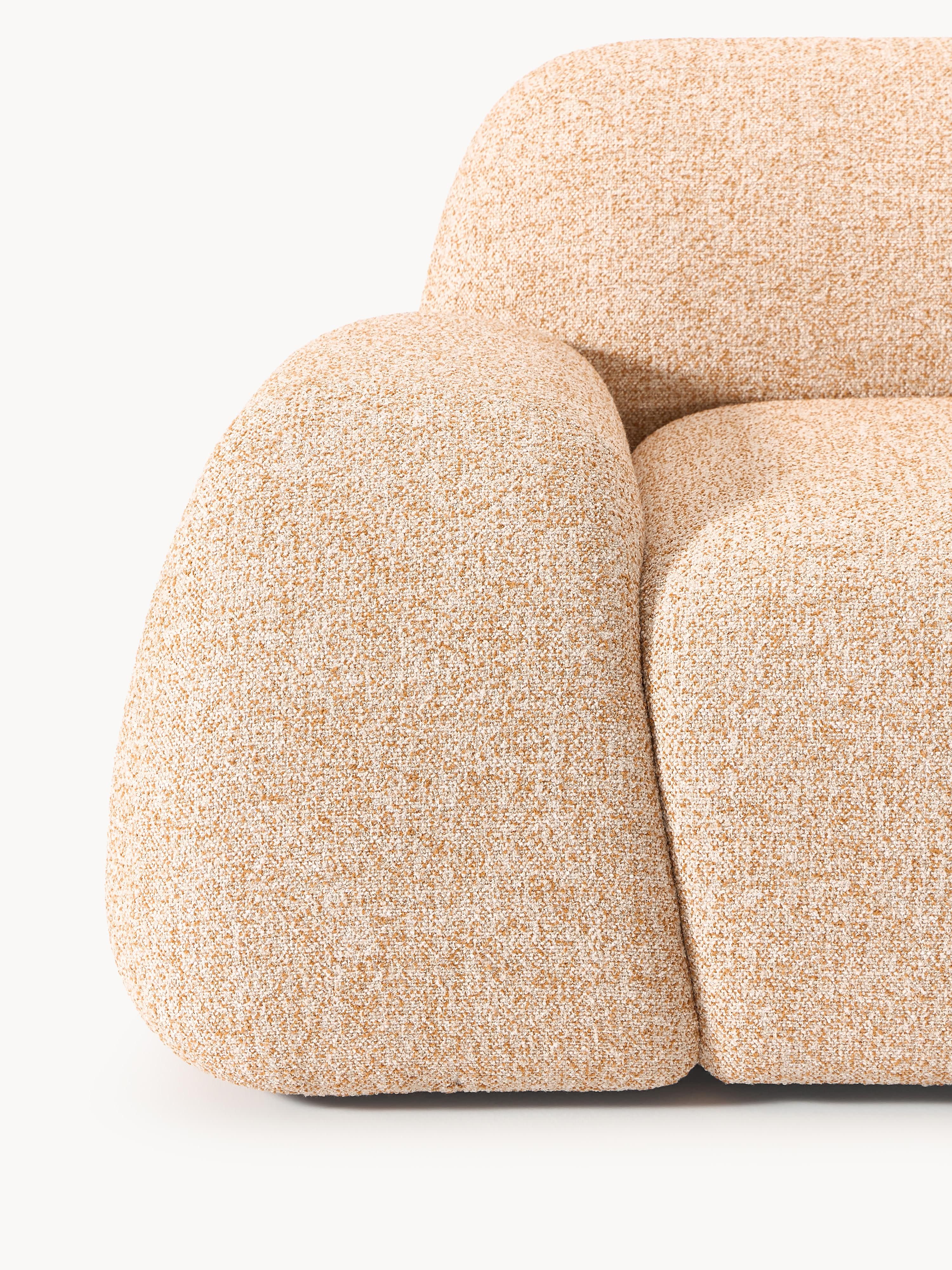 Wolke Bouclé Lounge Chair