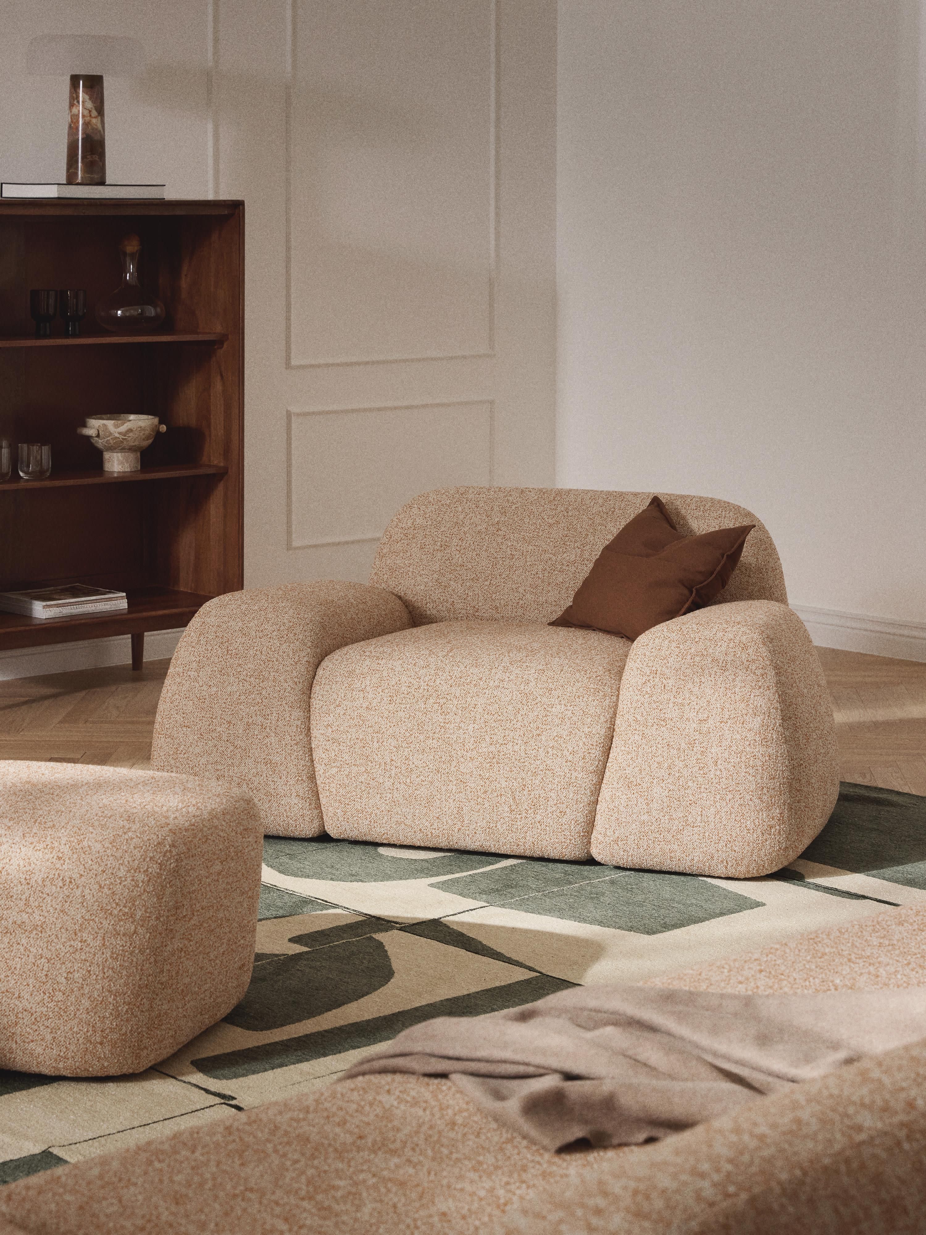 Wolke Bouclé Lounge Chair