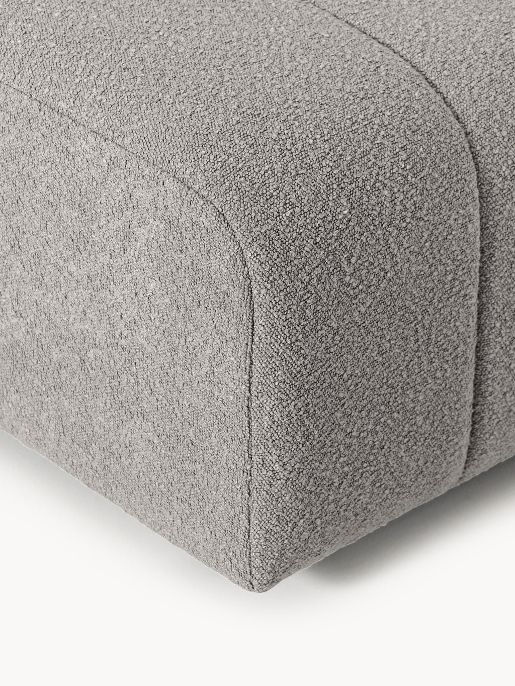 Lena Bouclé Ottoman