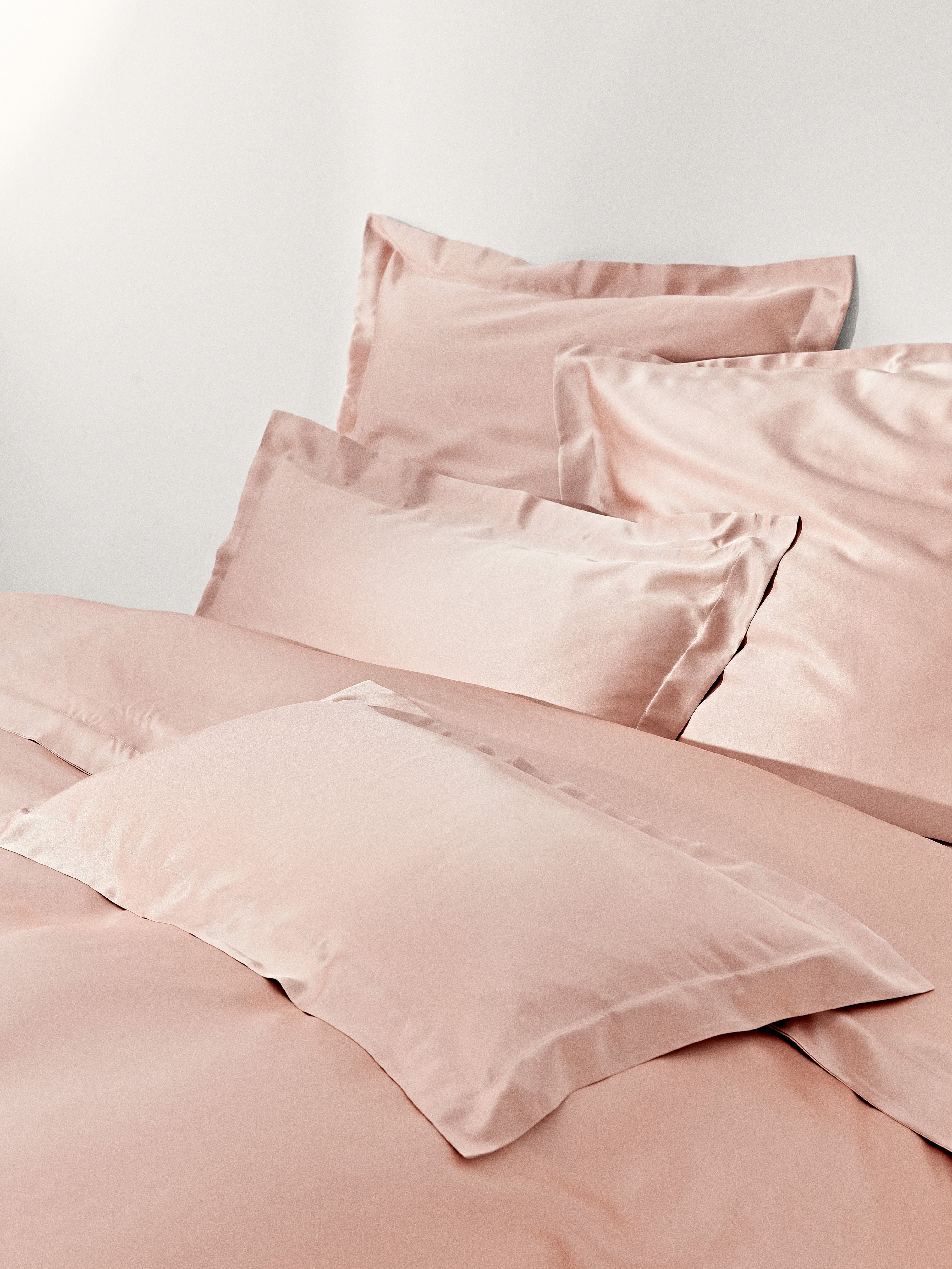 Gallery image 1 - Silk Duvet Cover Sylvie