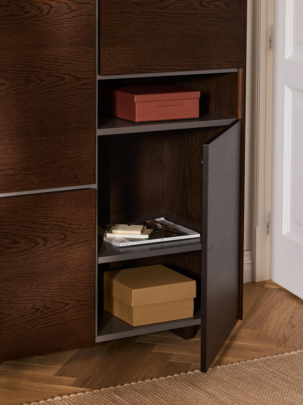 Larsen Wooden Highboard