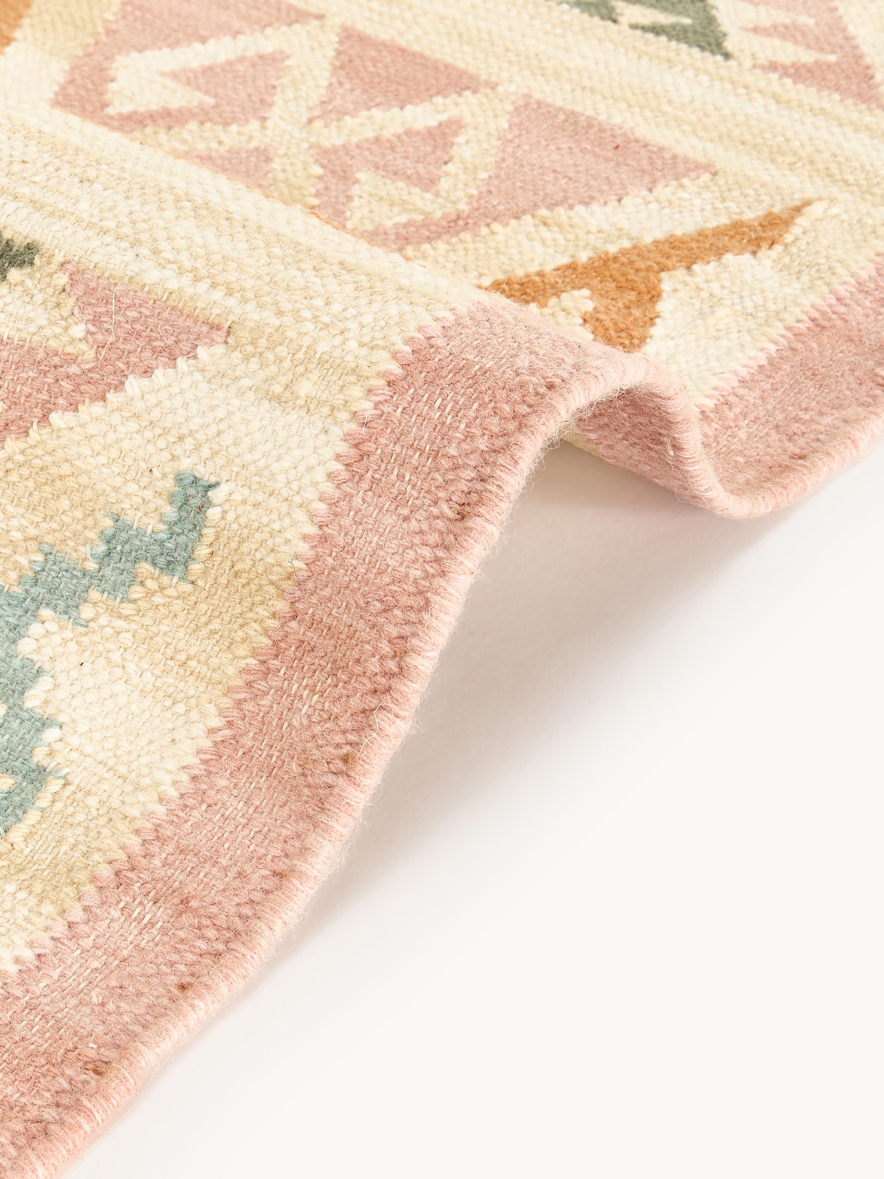 Anisa Hand-Woven Wool Kilim Rug