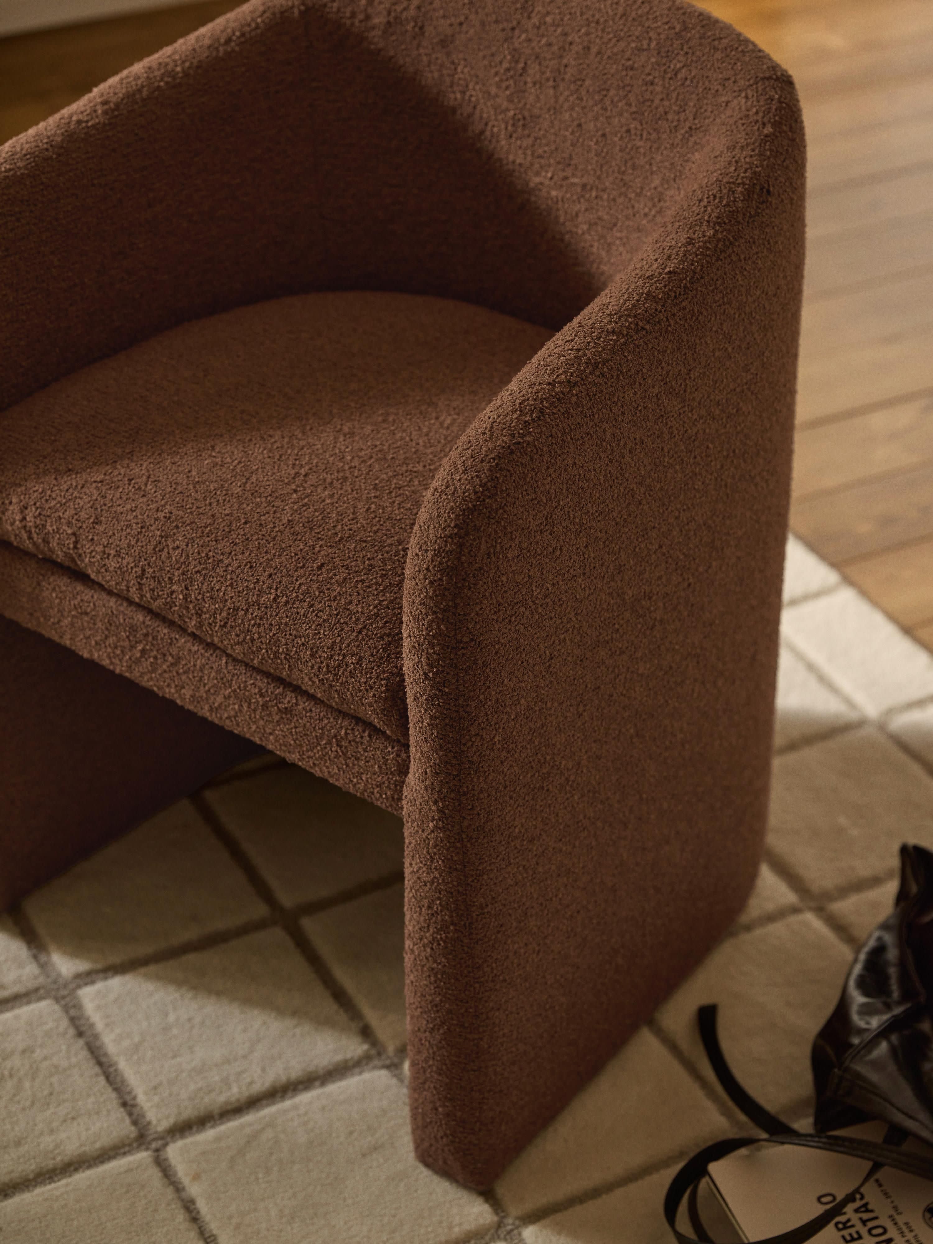 Mairo Bouclé Dining Chair with Armrests