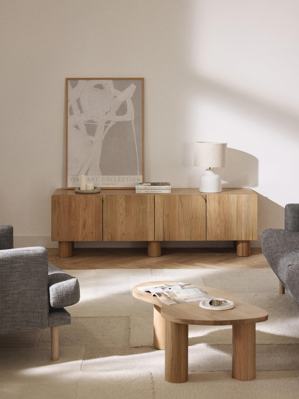 Cadi Oak Wood TV Lowboard
