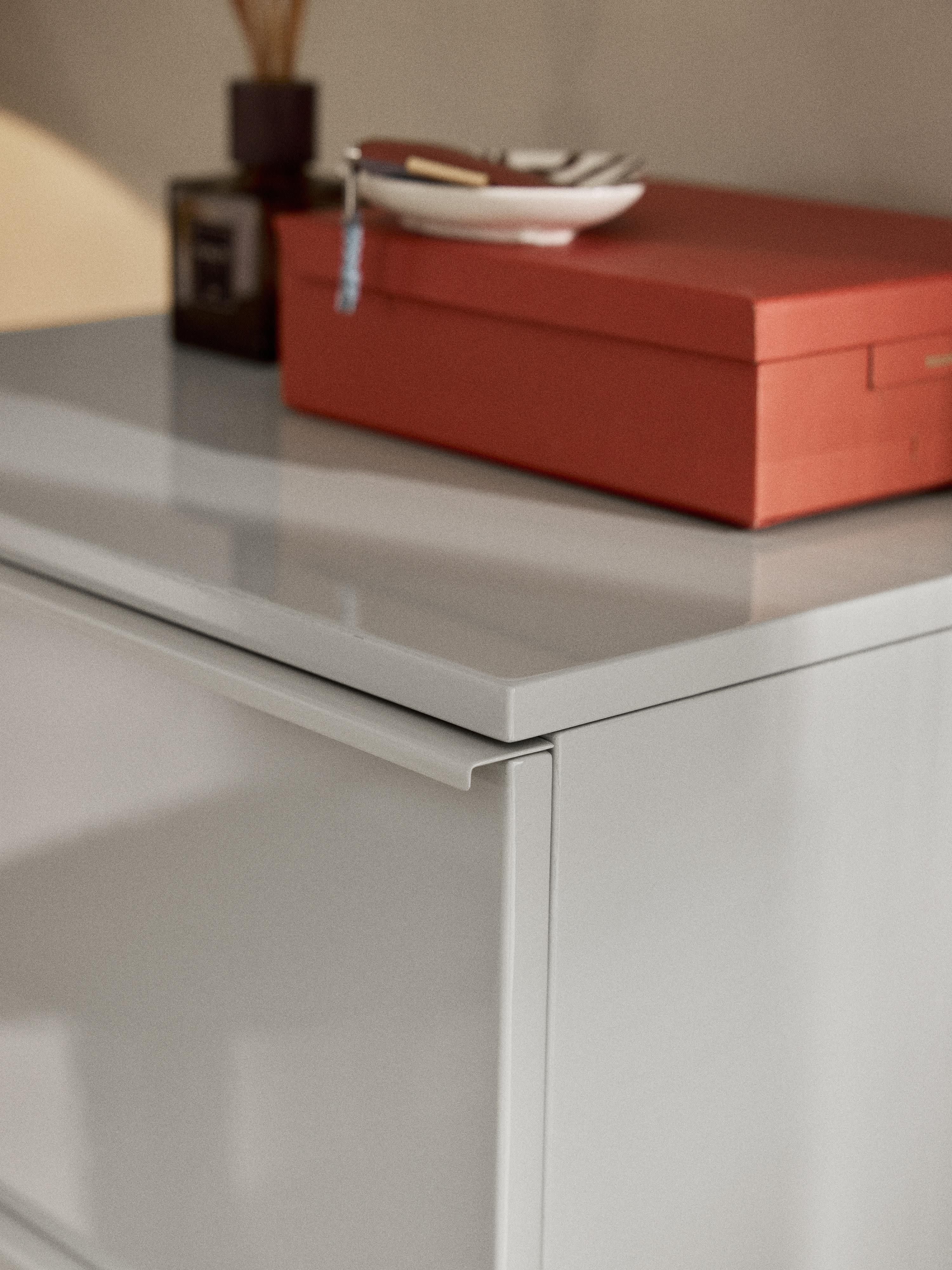 Elona Small Dresser