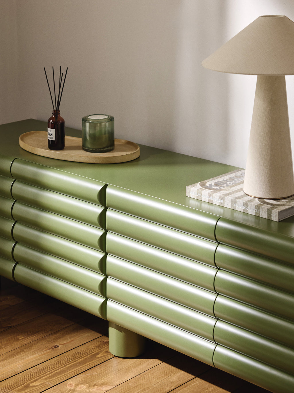 Fana TV Stand