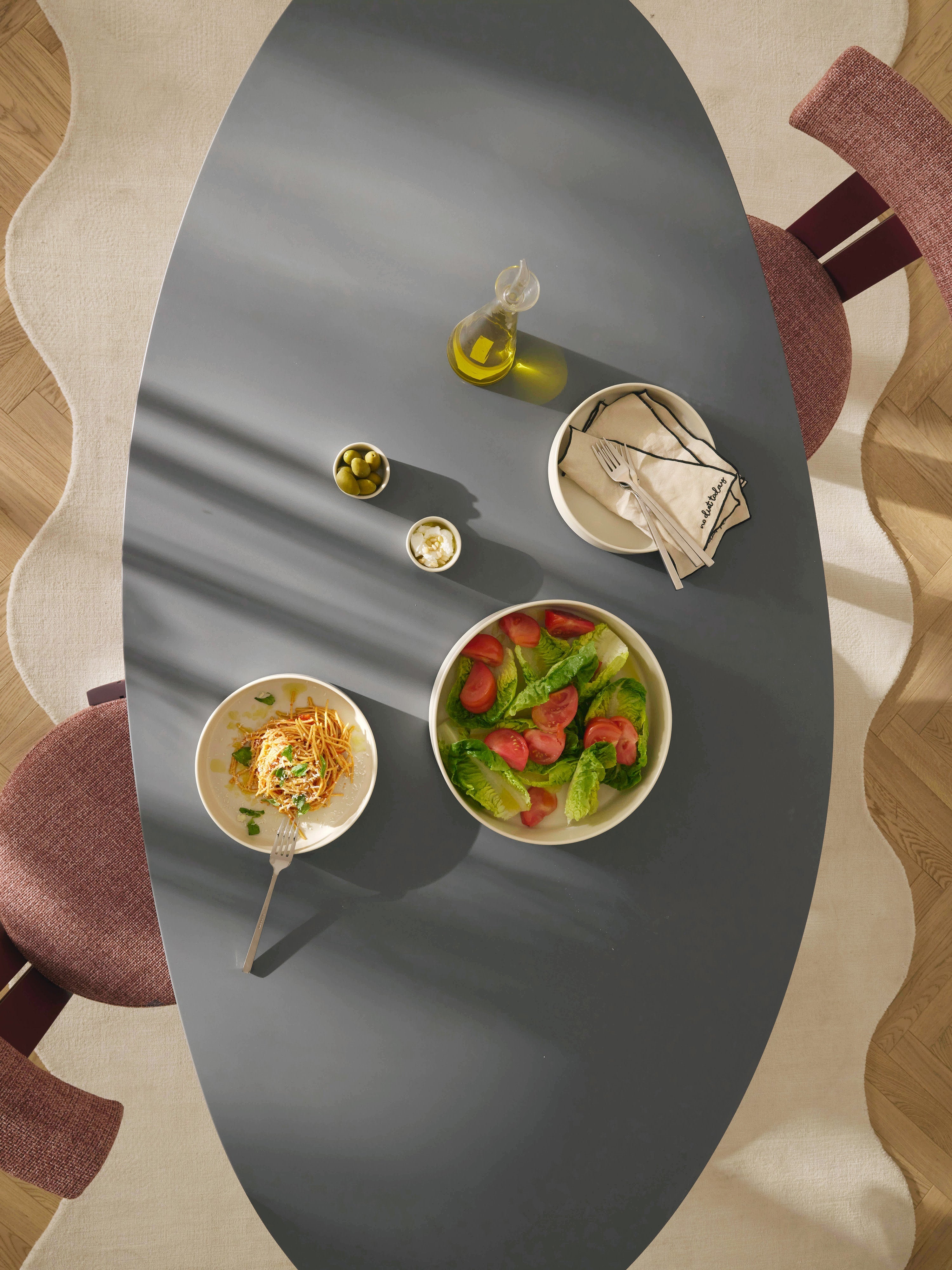 Sahra Oval Dining Table with Organic Design, 180 x 90 cm