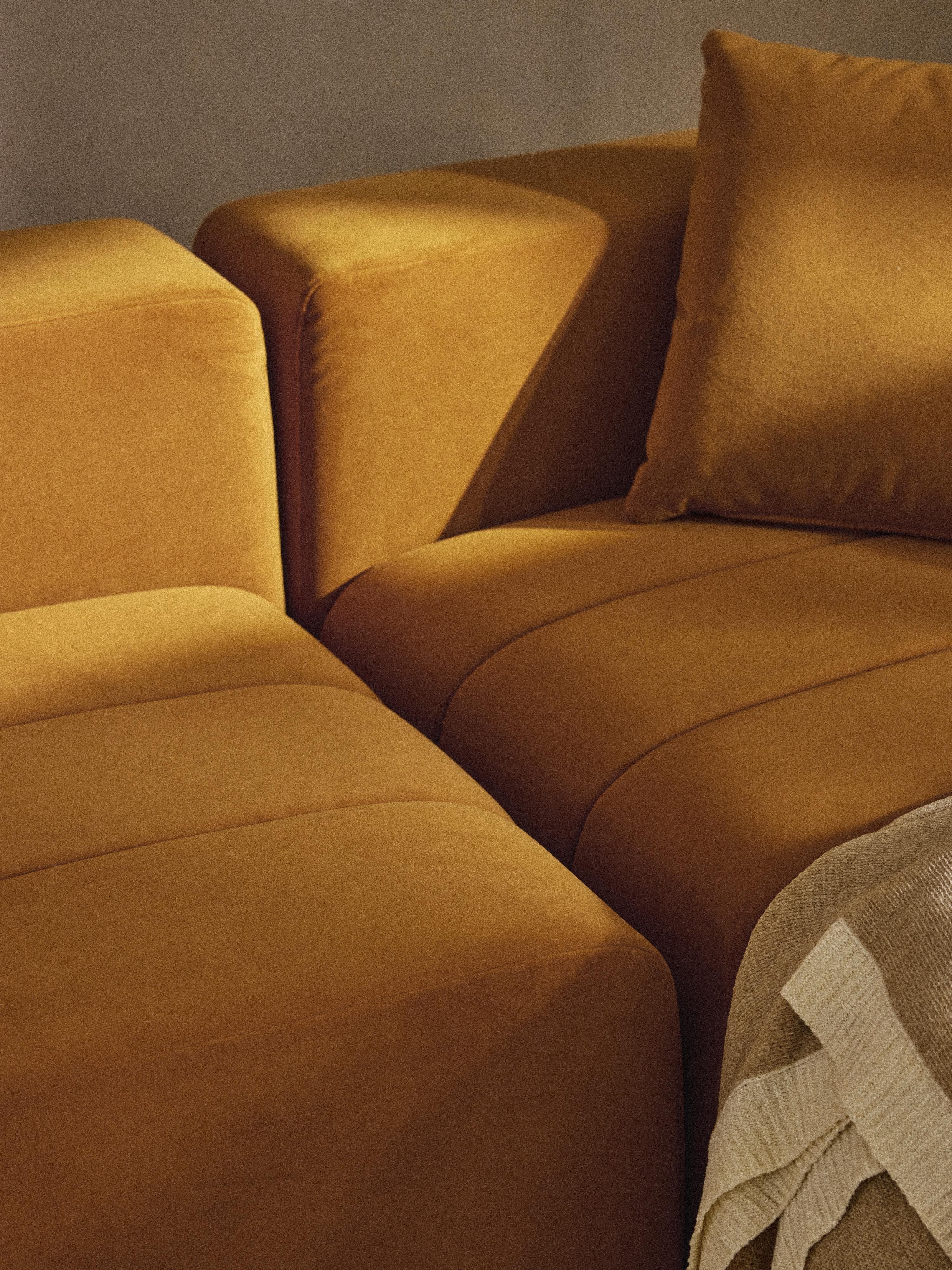 Lena Velvet Corner Module