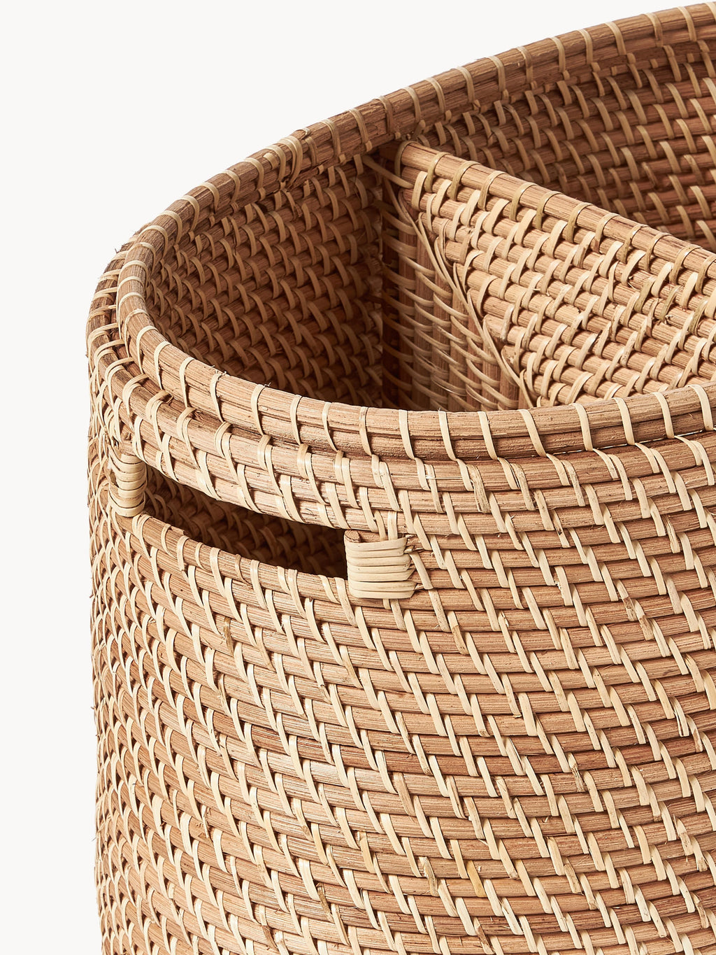 Lurdes Laundry Basket with Lid