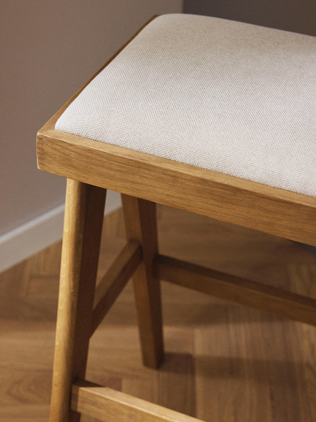 Sissi Upholstered Counter Stool