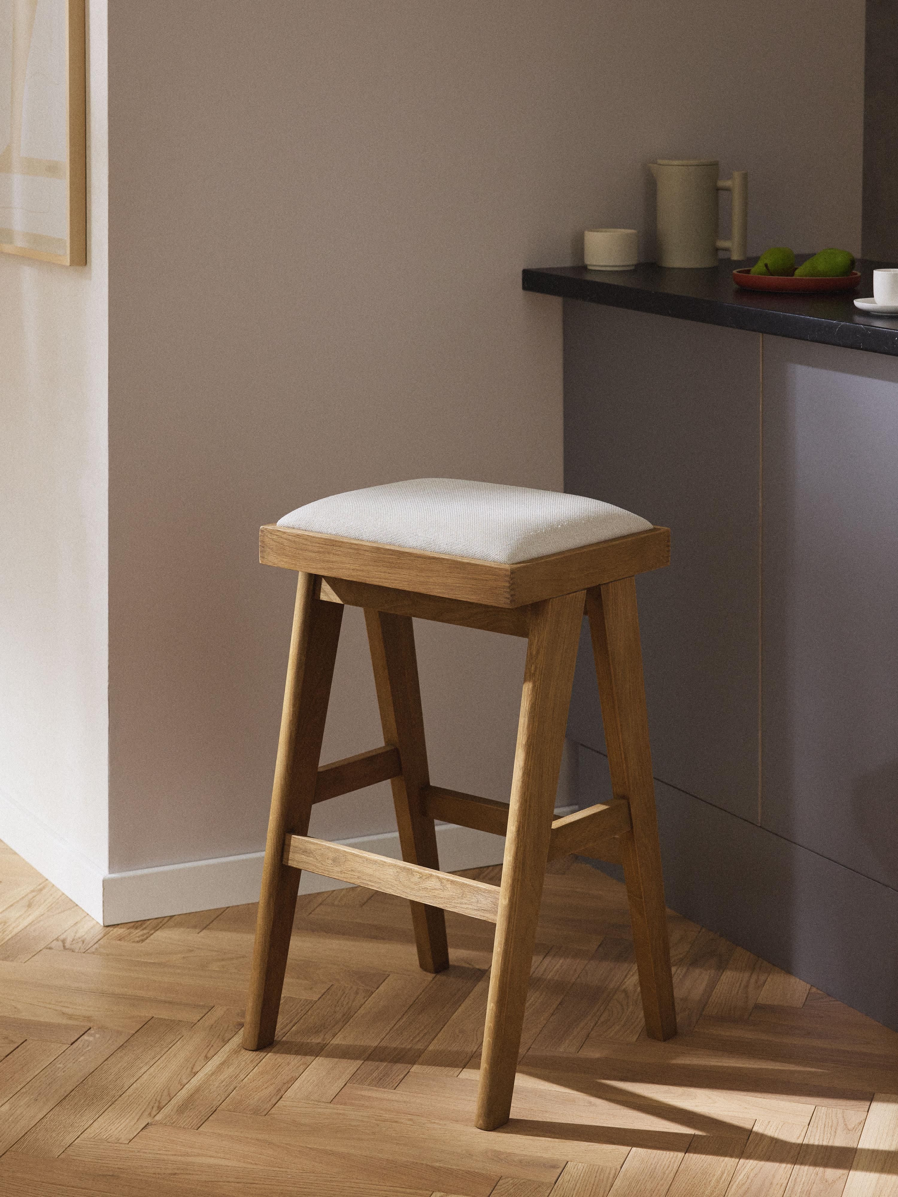 Sissi Upholstered Counter Stool