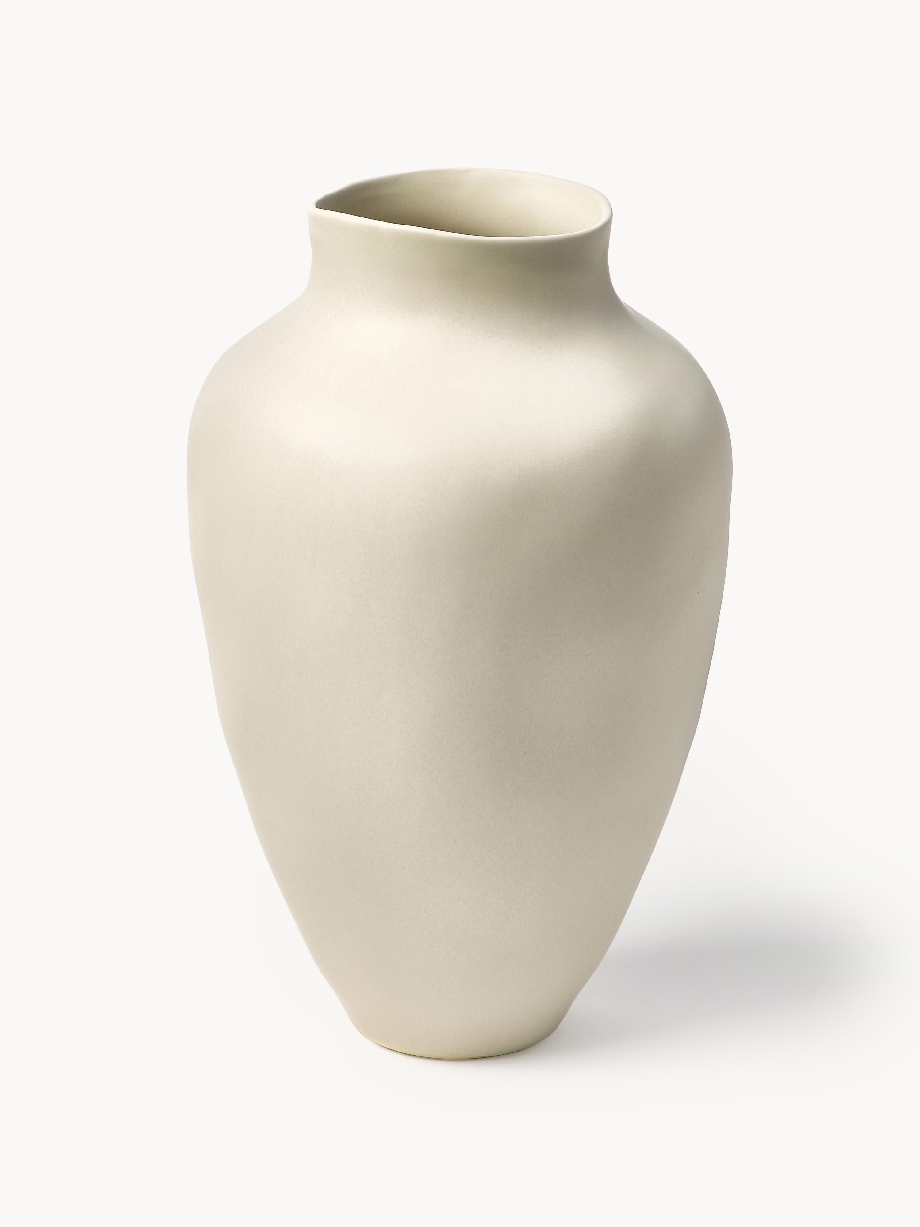 Gallery image 1 - Handmade Vase Latona