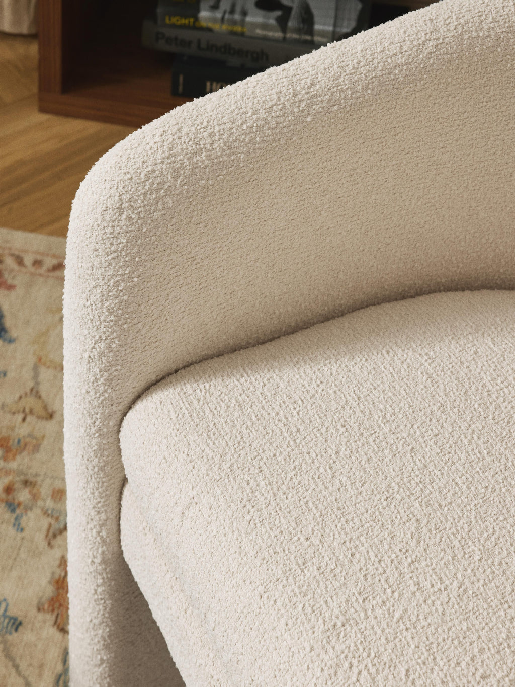 Mairo Bouclé Lounge Chair