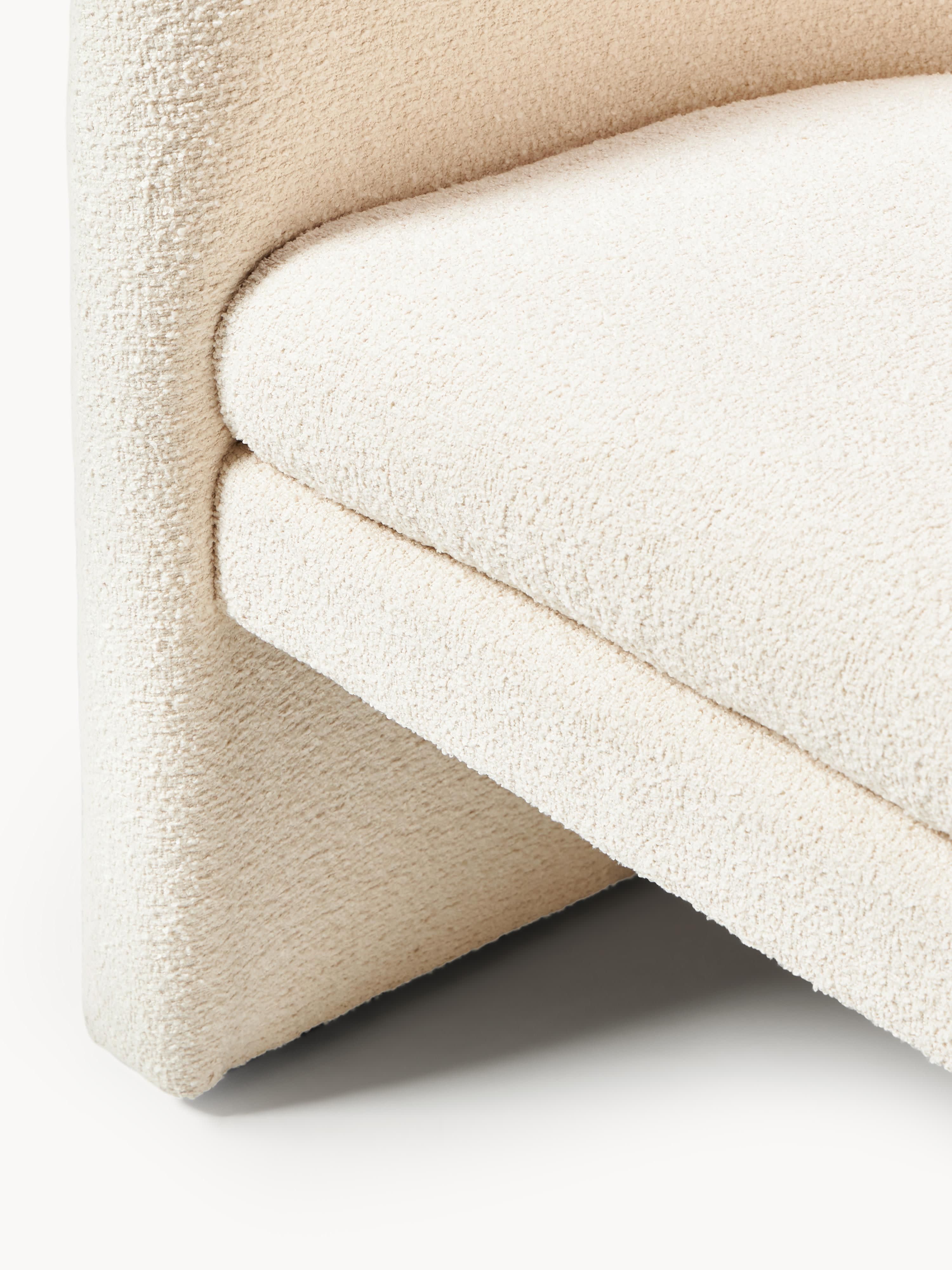 Mairo Bouclé Lounge Chair