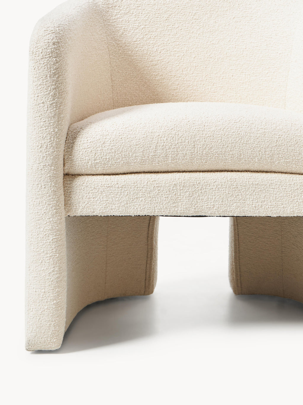 Mairo Bouclé Lounge Chair