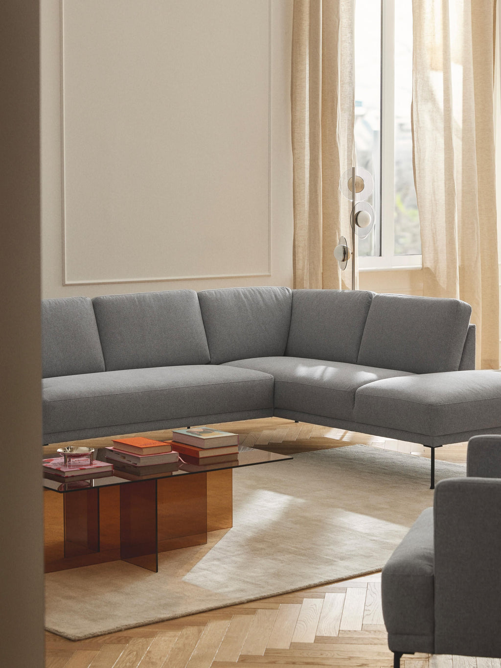 Fluente Corner Sofa