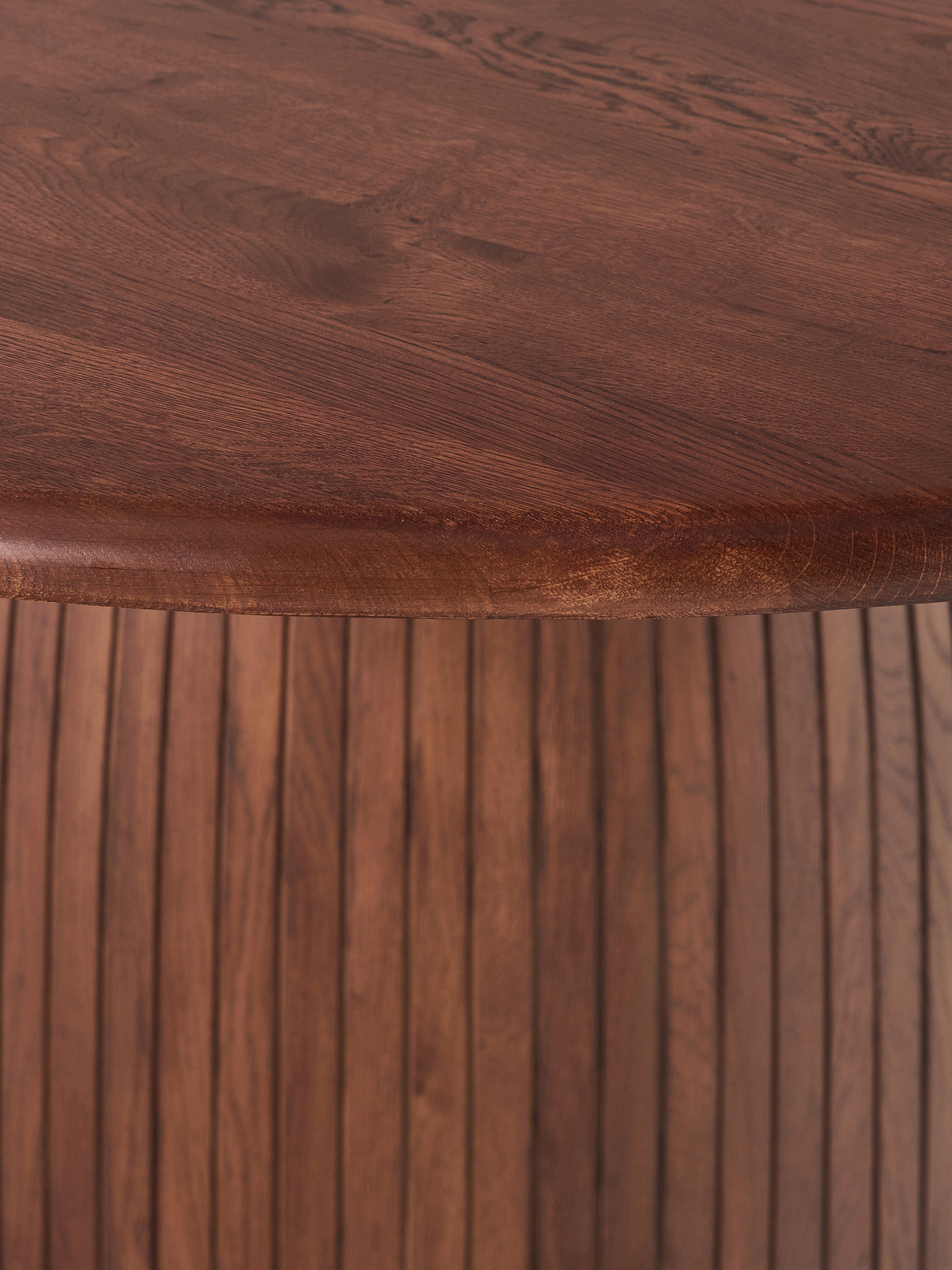 Nelly Round Dining Table with Groove Structure, in various sizes