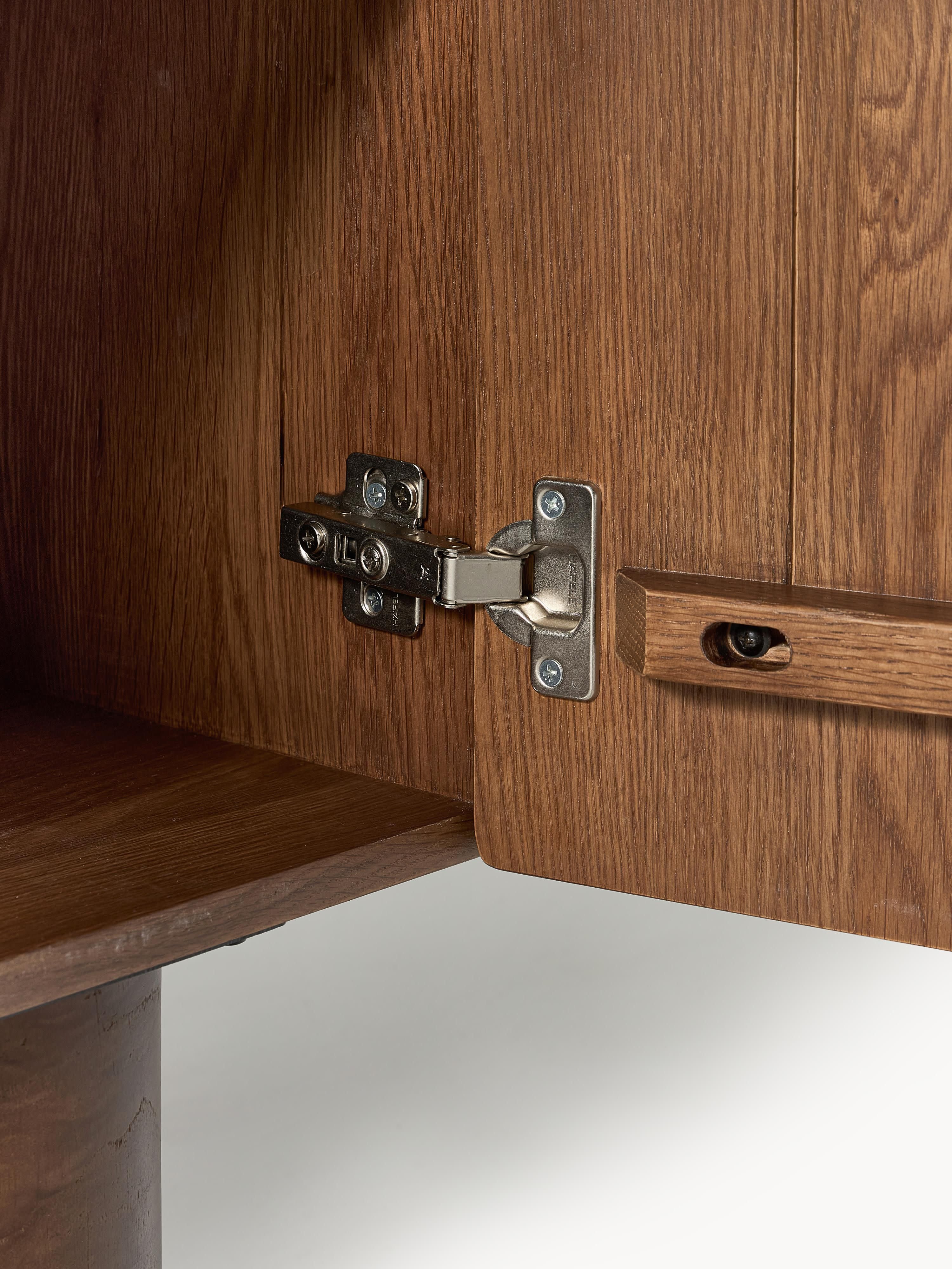 Cadi Oak Wood Bedside Table