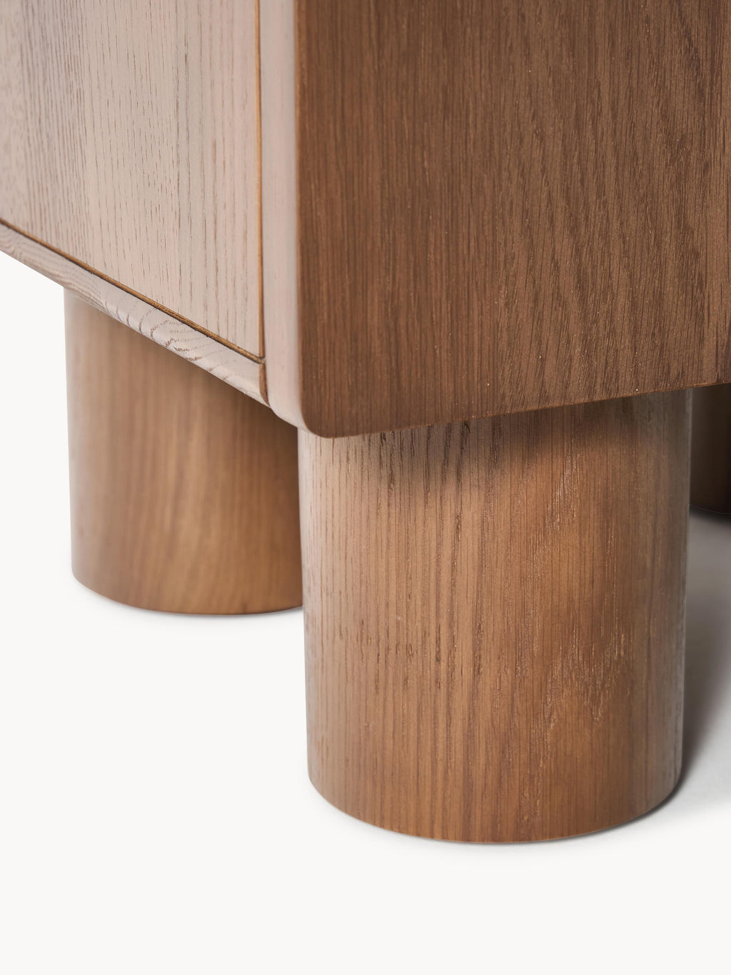 Cadi Oak Wood Bedside Table