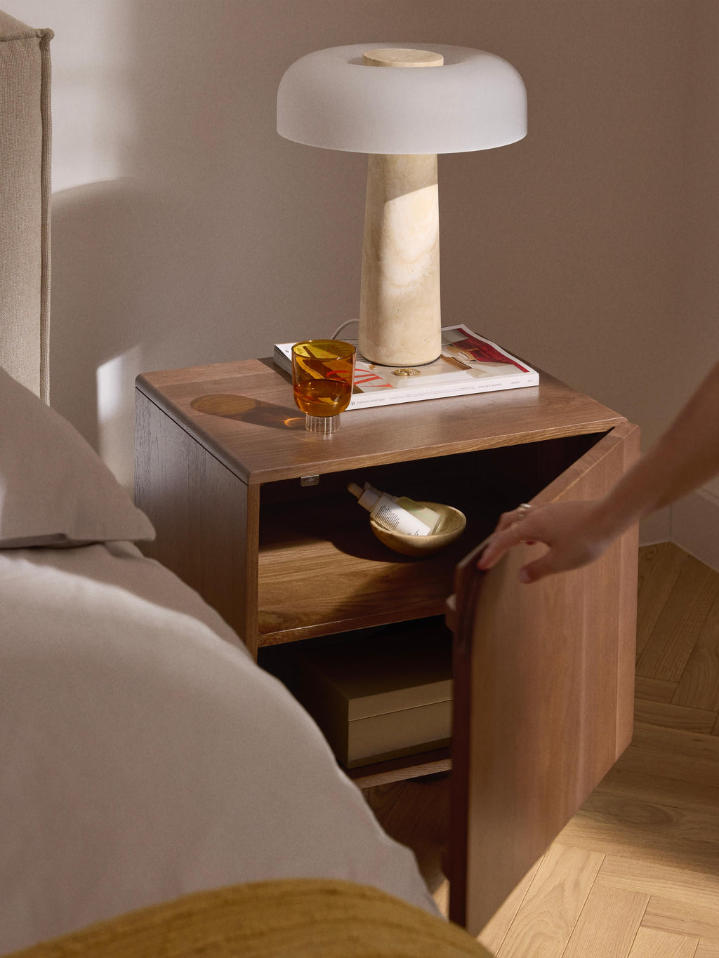 Cadi Oak Wood Bedside Table