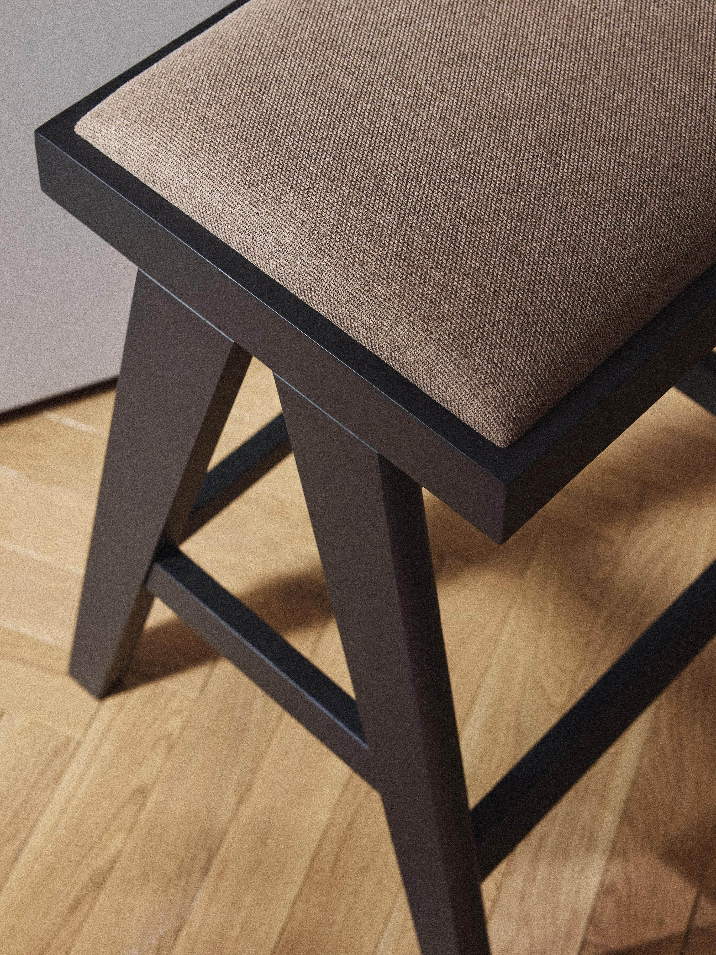 Sissi Upholstered Counter Stool