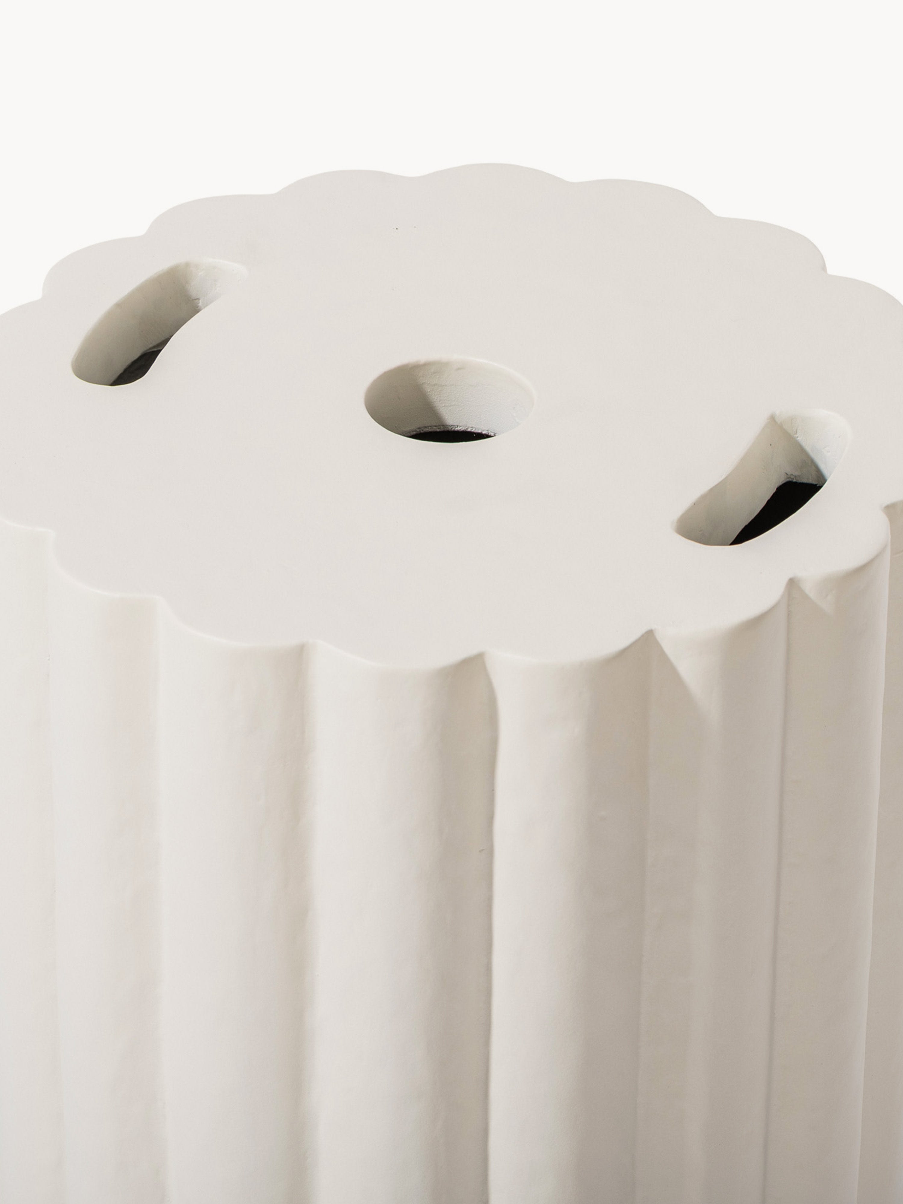Daisy Outdoor Round Stool