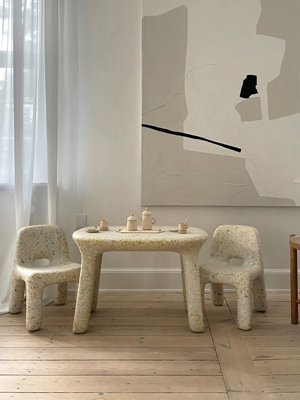 Luisa Kids Table