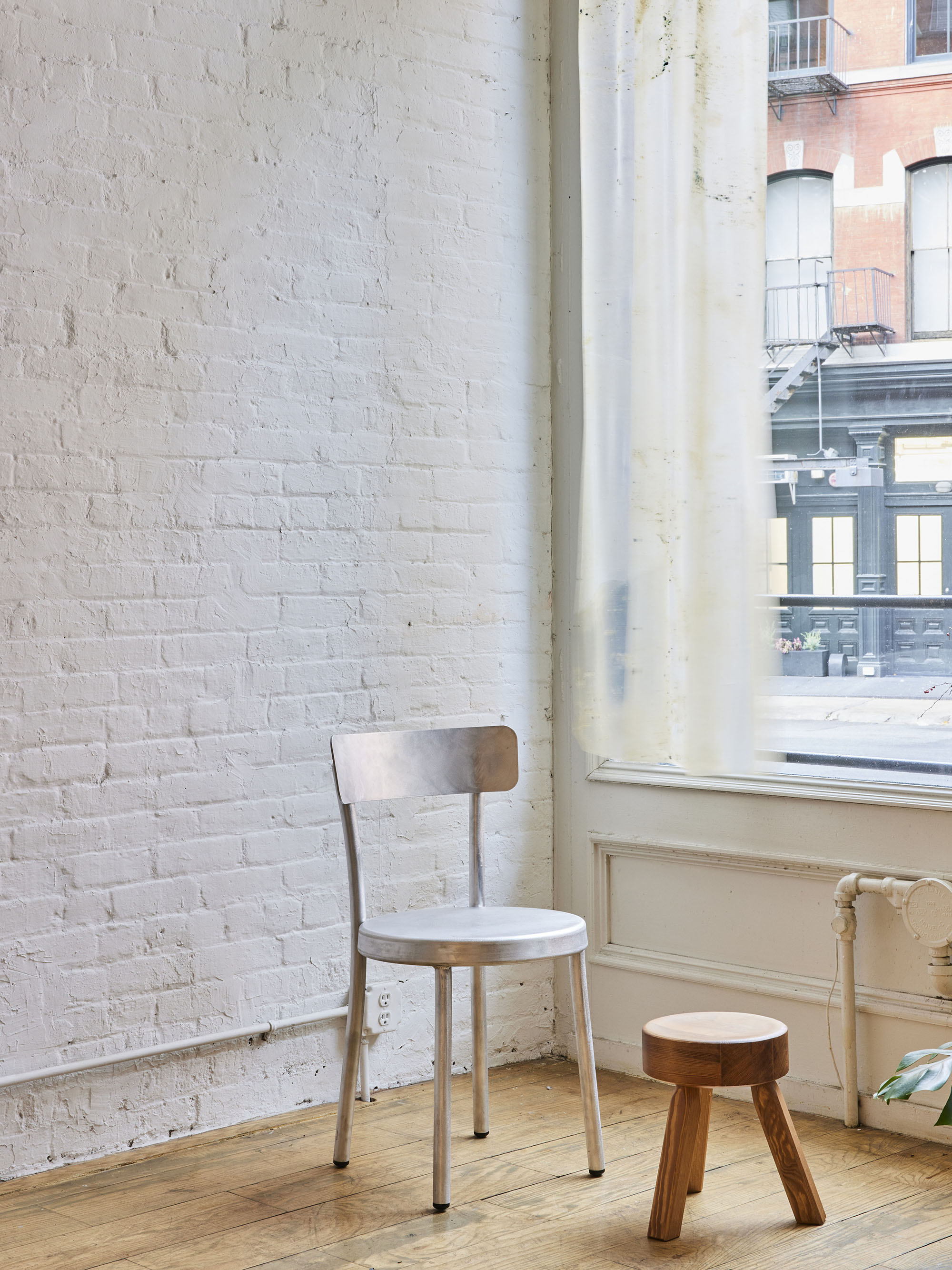 AML Pine Wood Stool
