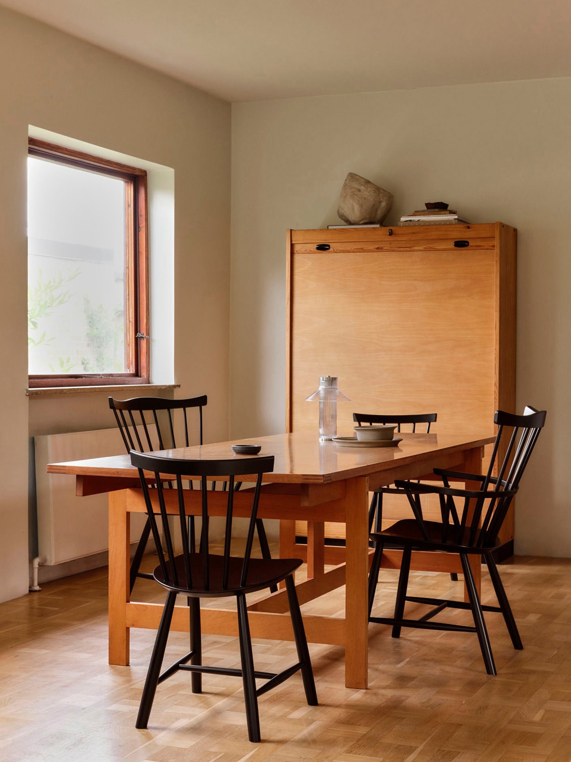 J46 Dining Chairs, Set of 2