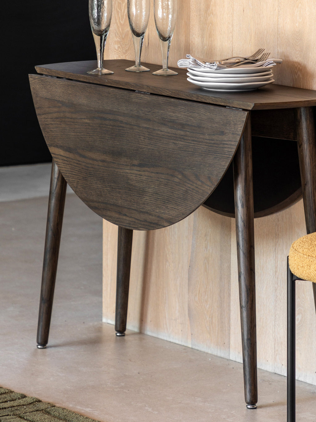 Hatfield Round Folding Dining Table, Ø 100 cm