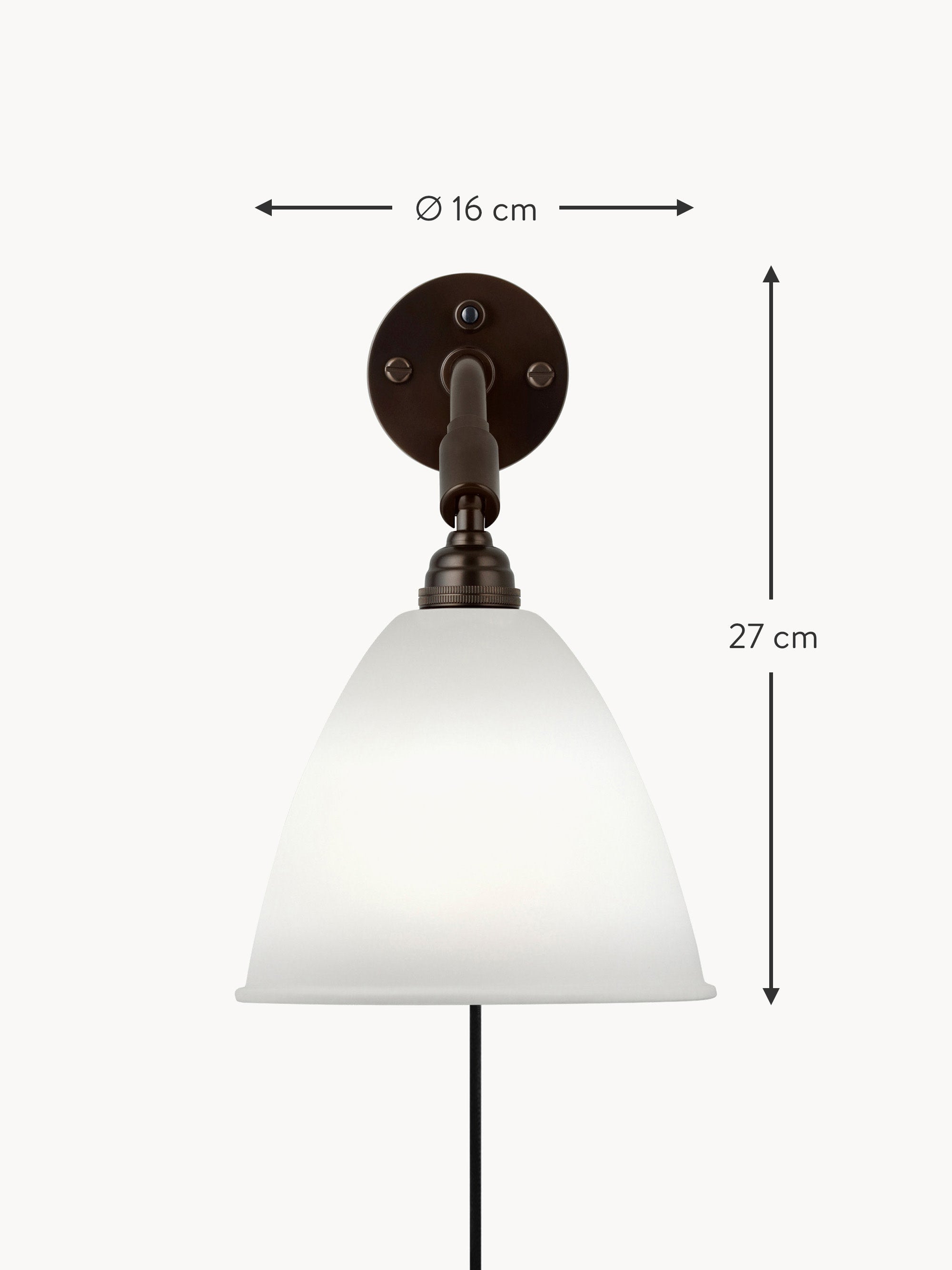 BL7 Plug-in Wall Lamp