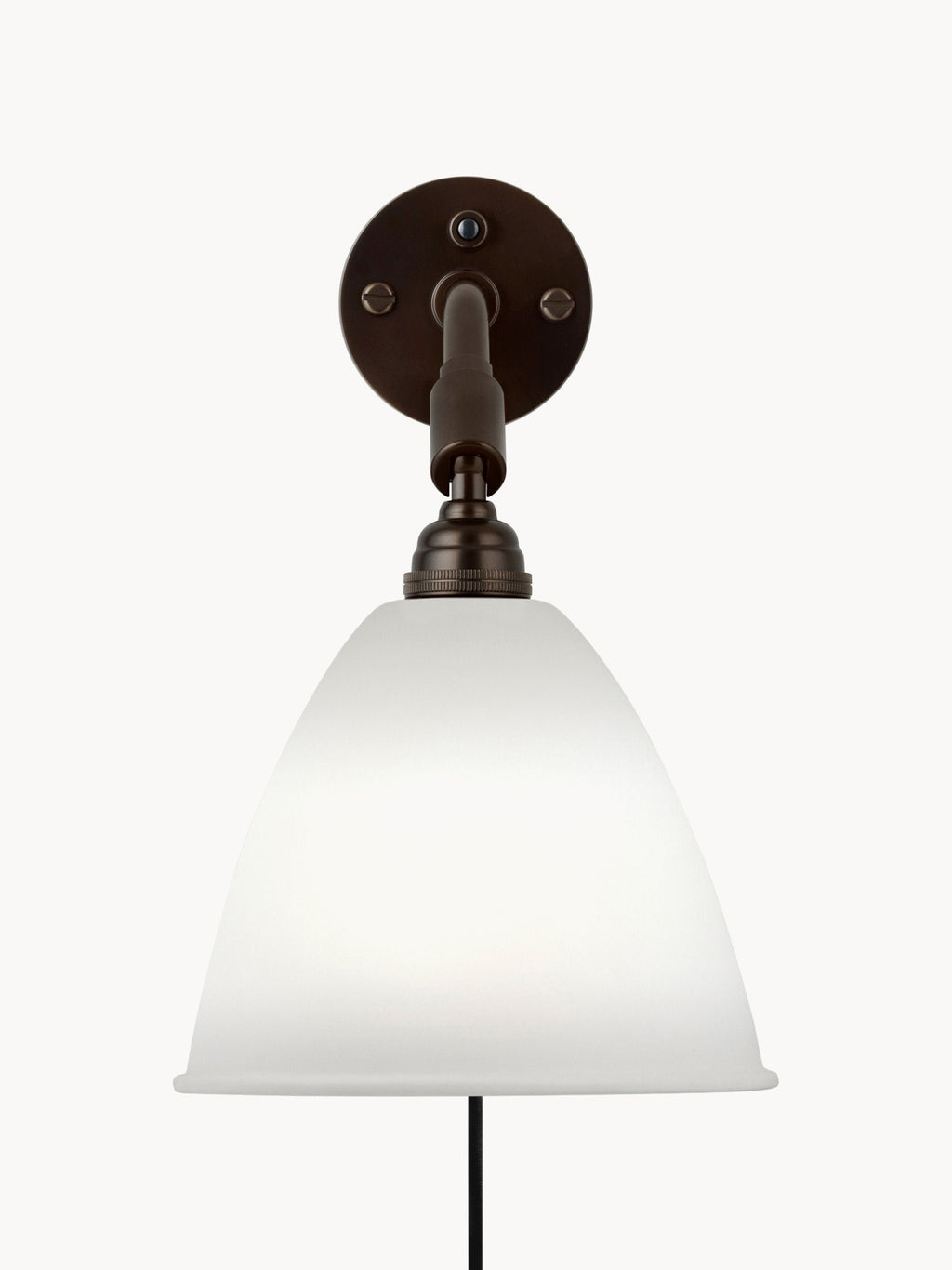 BL7 Plug-in Wall Lamp