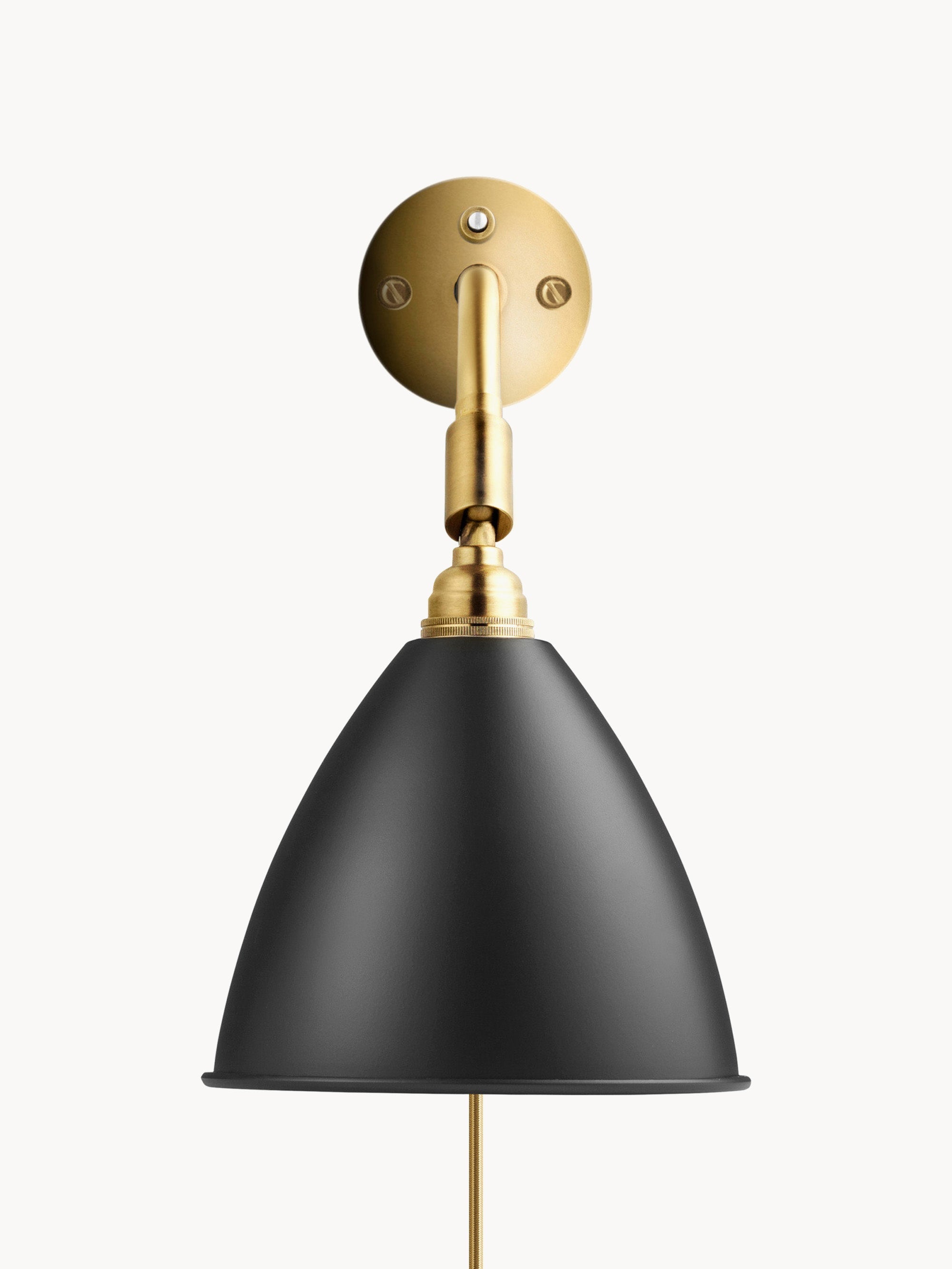 BL7 Plug-in Wall Lamp