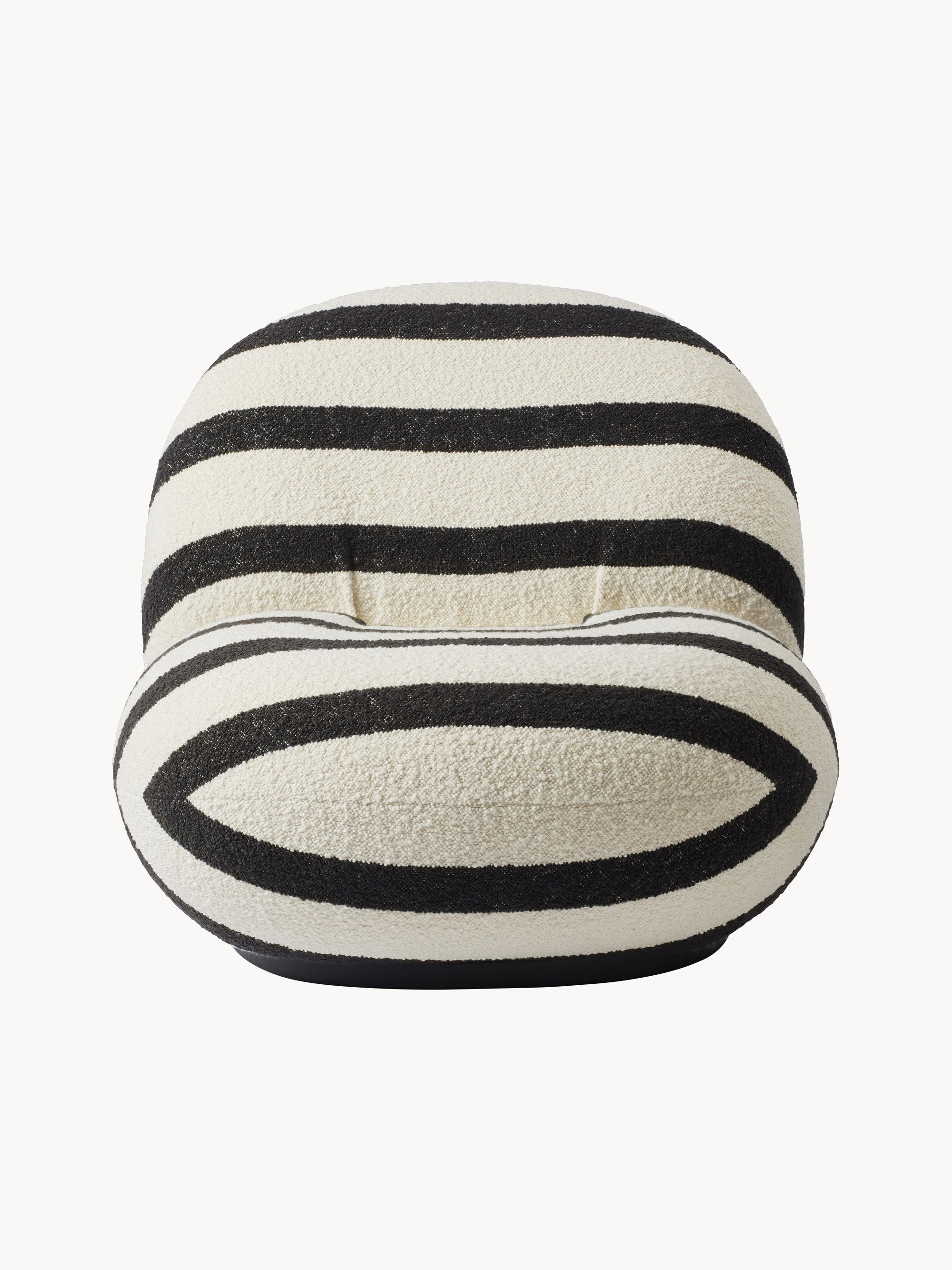 Pacha Swivel Lounge Chair