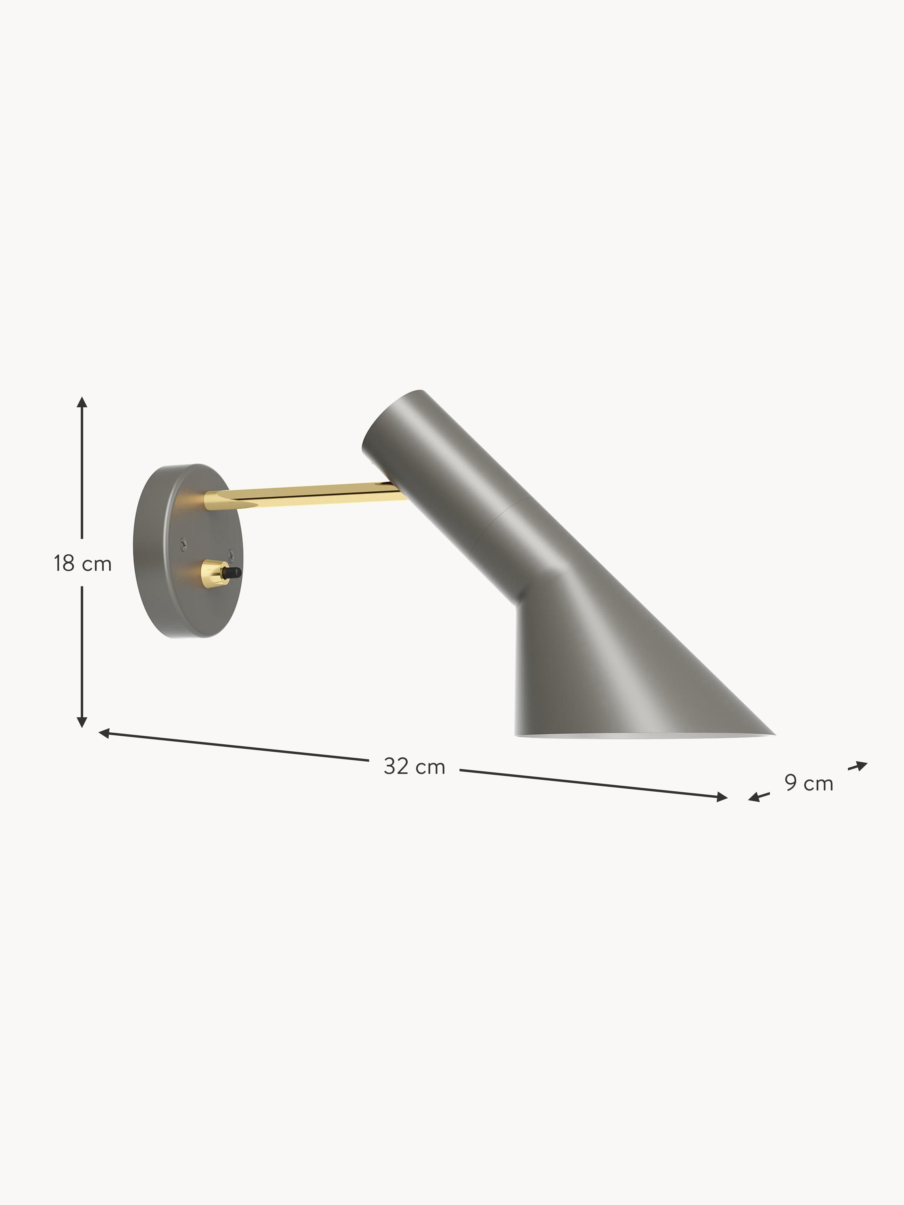 AJ Wall Lamp