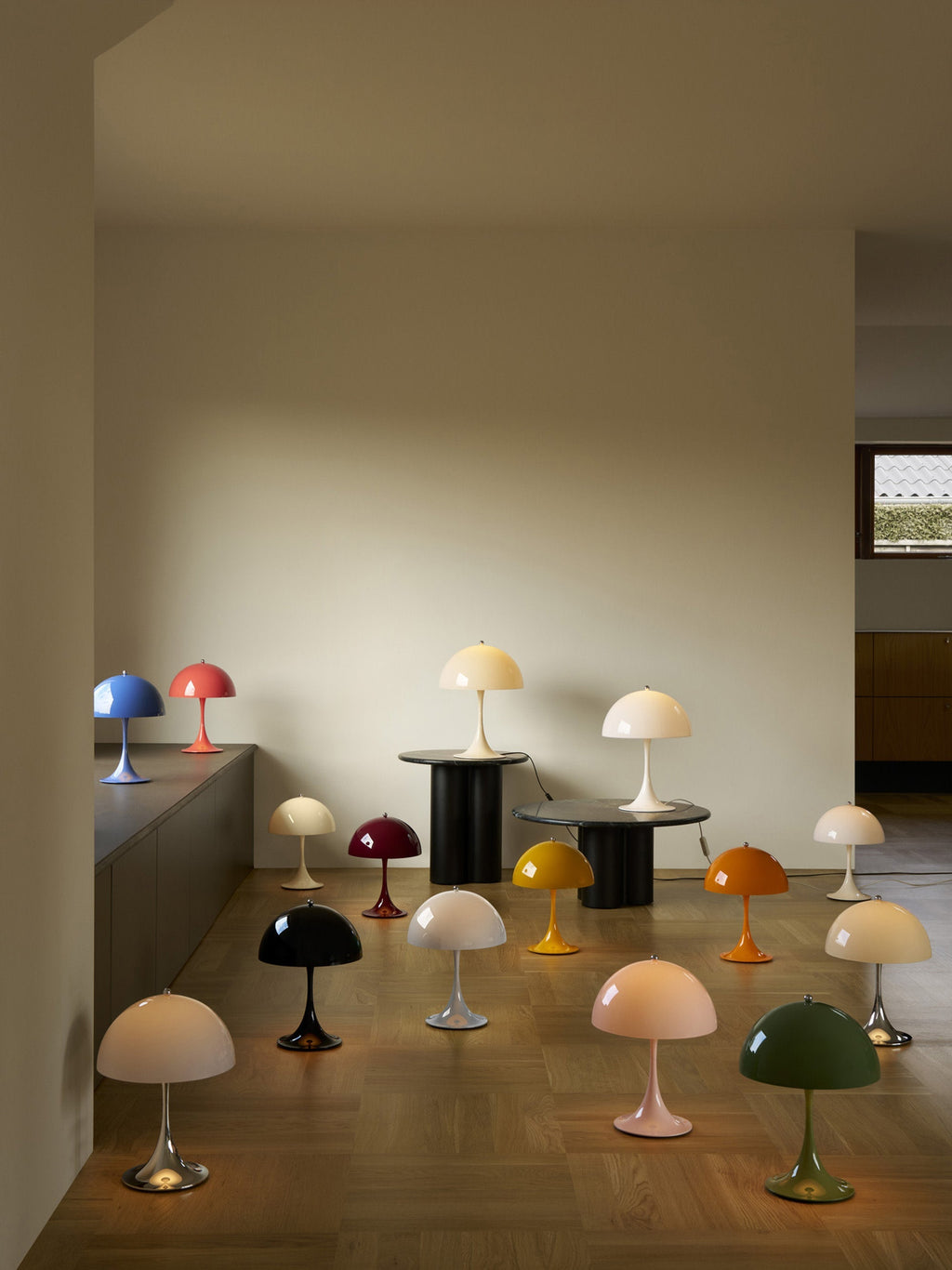 Dimmable Portable LED Table Lamp Panthella 250, Design Verner Panton