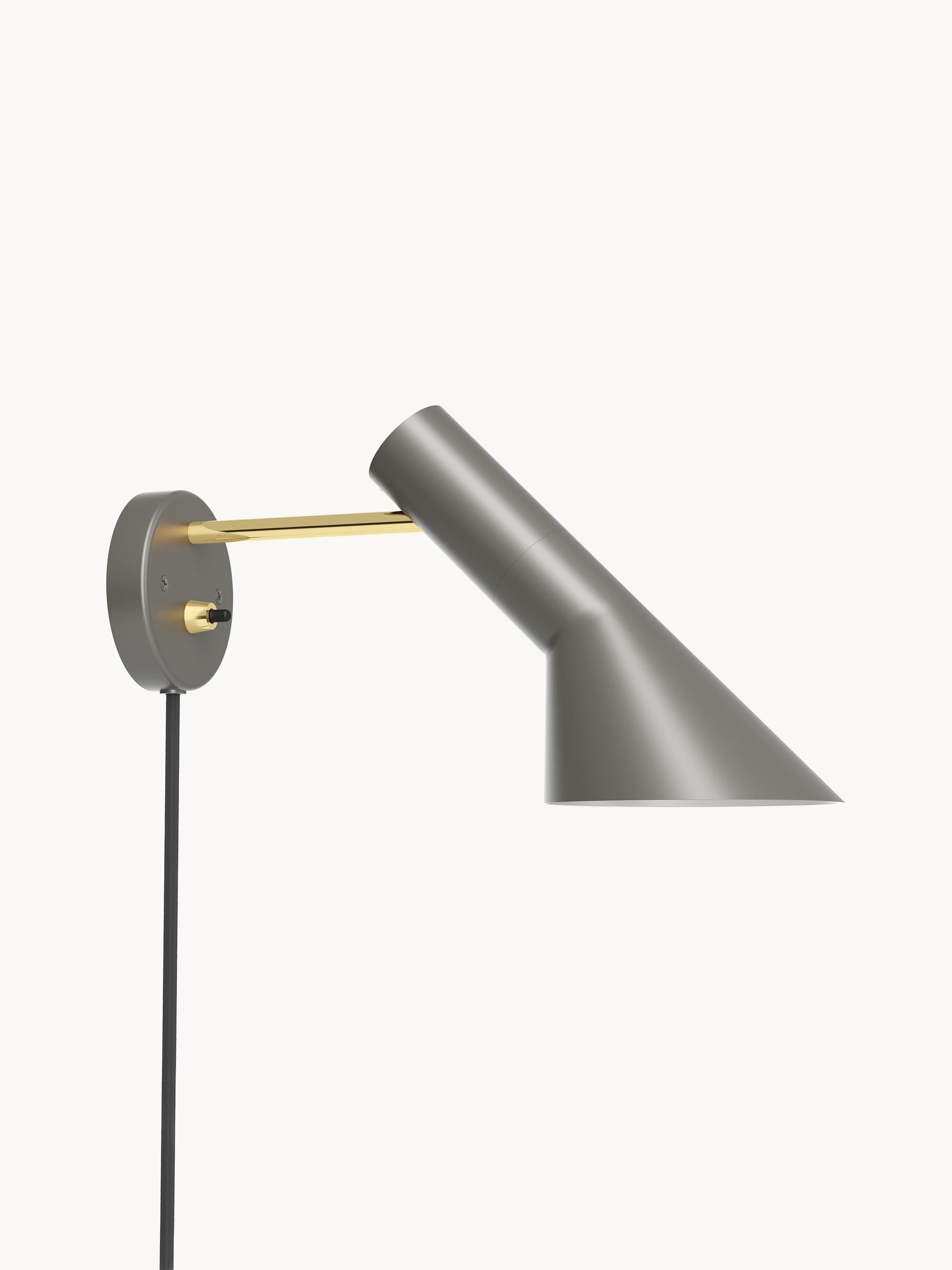 Gallery image 1 - Plug-in Wall Lamp AJ