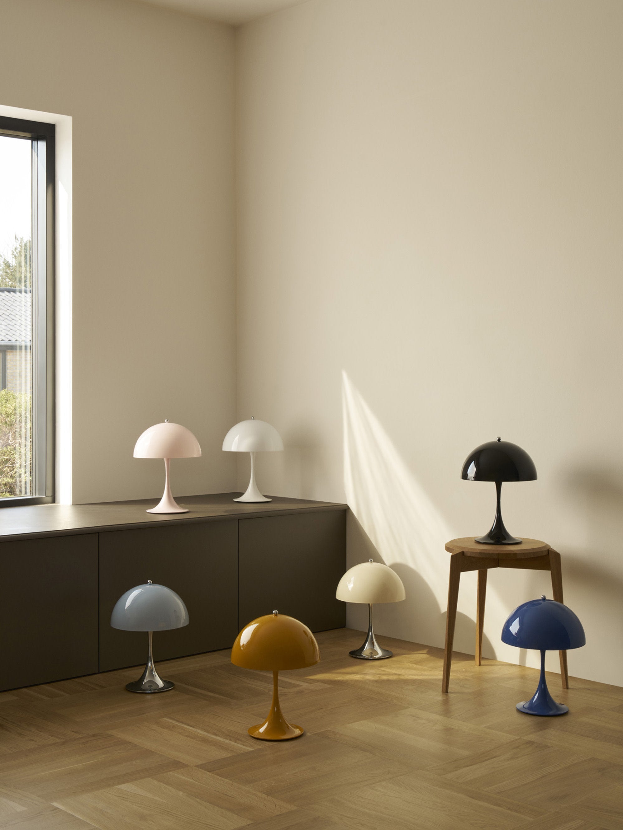 Dimmable Portable LED Table Lamp Panthella 250, Design Verner Panton